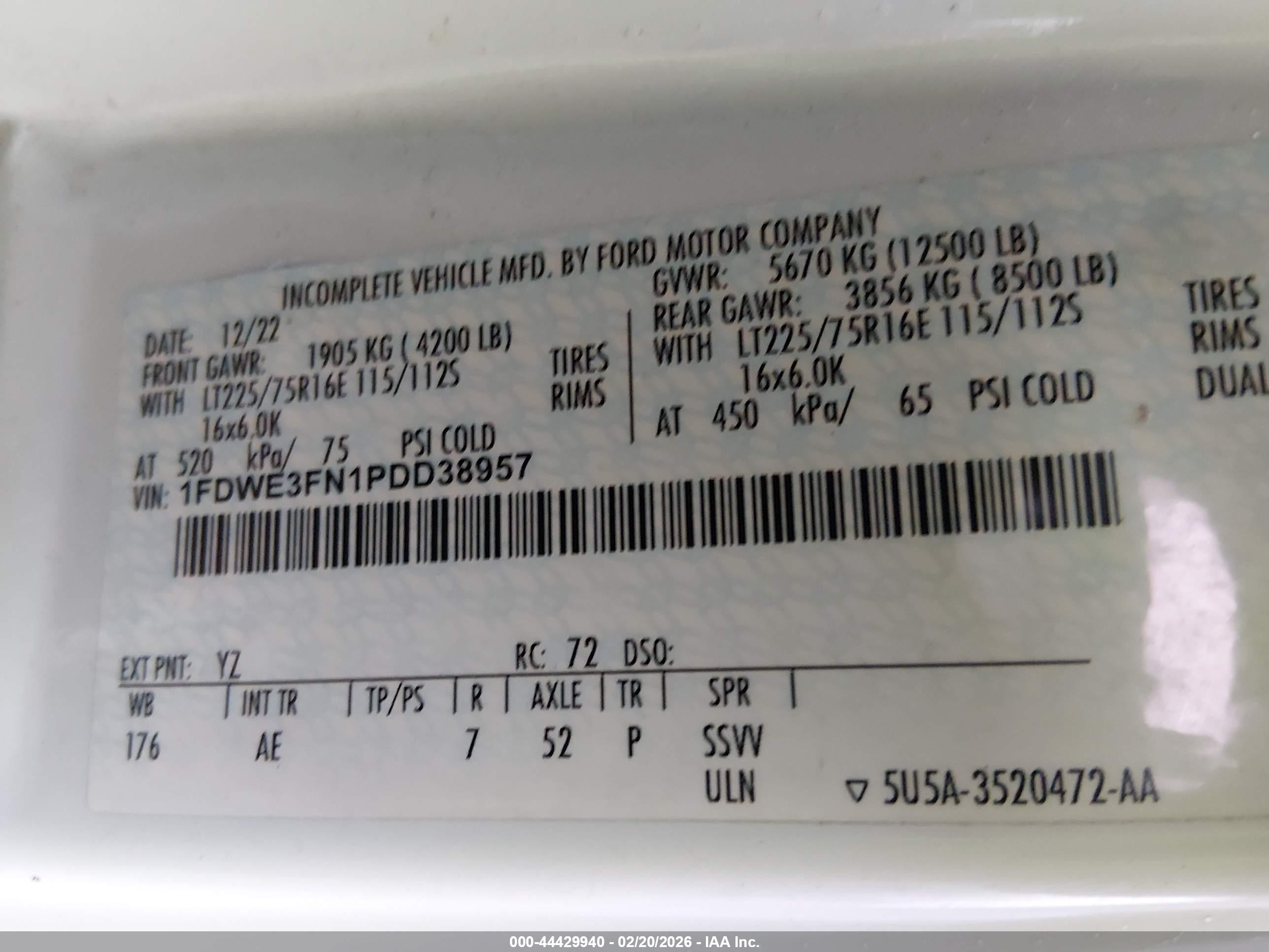 FORD E-350 image 9