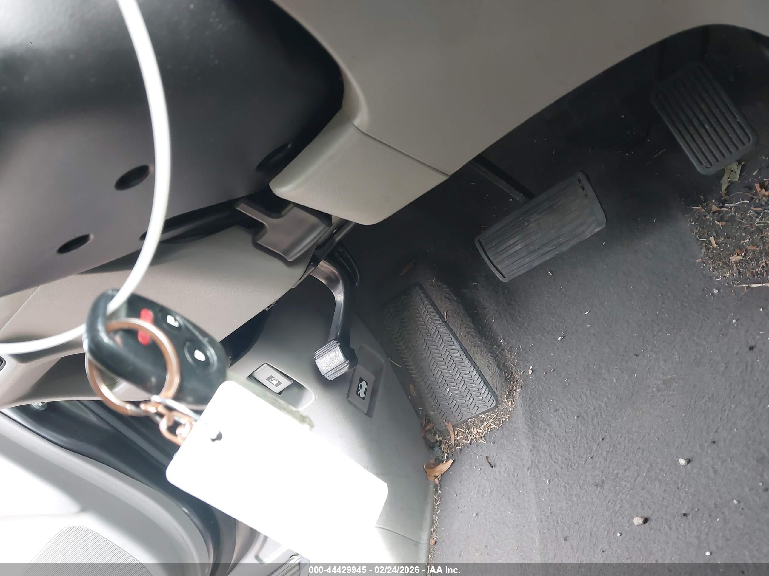 HONDA CR-V image 11