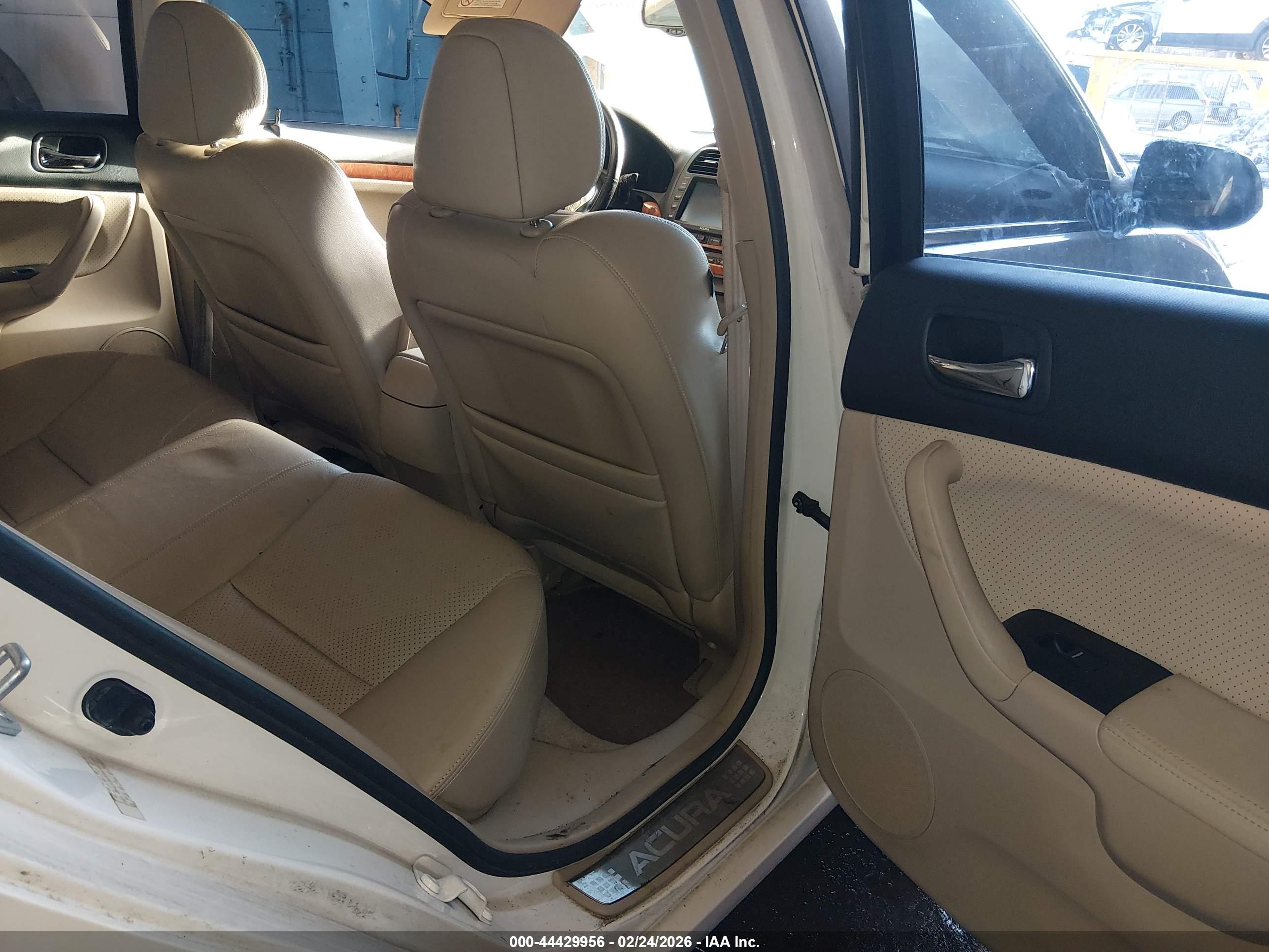 ACURA TSX image 8