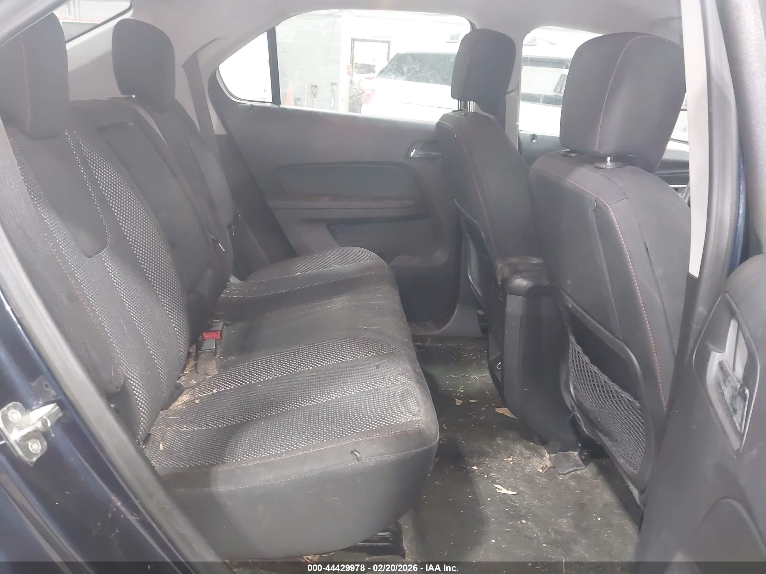 CHEVROLET EQUINOX image 8