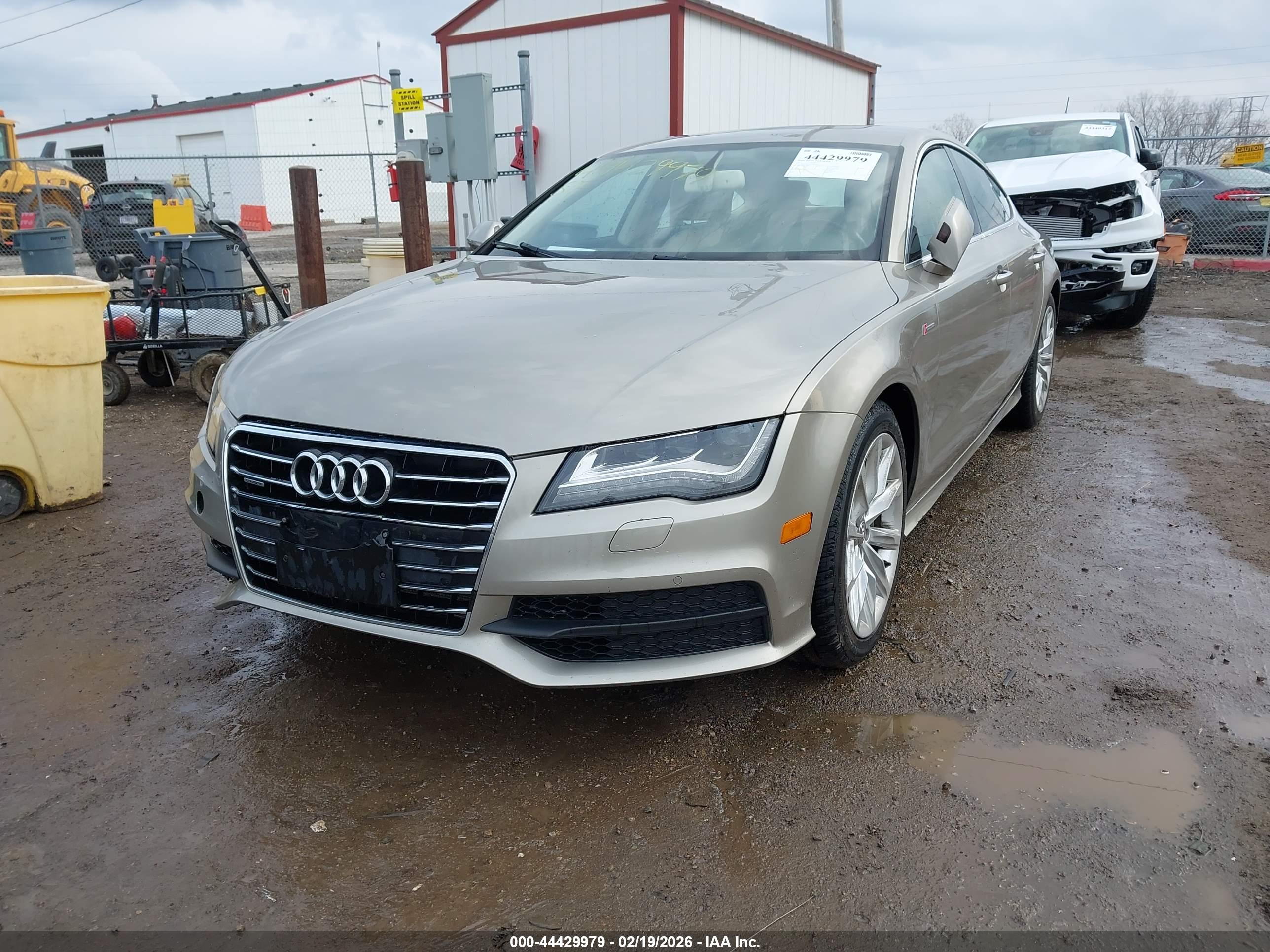 AUDI A7 image 2