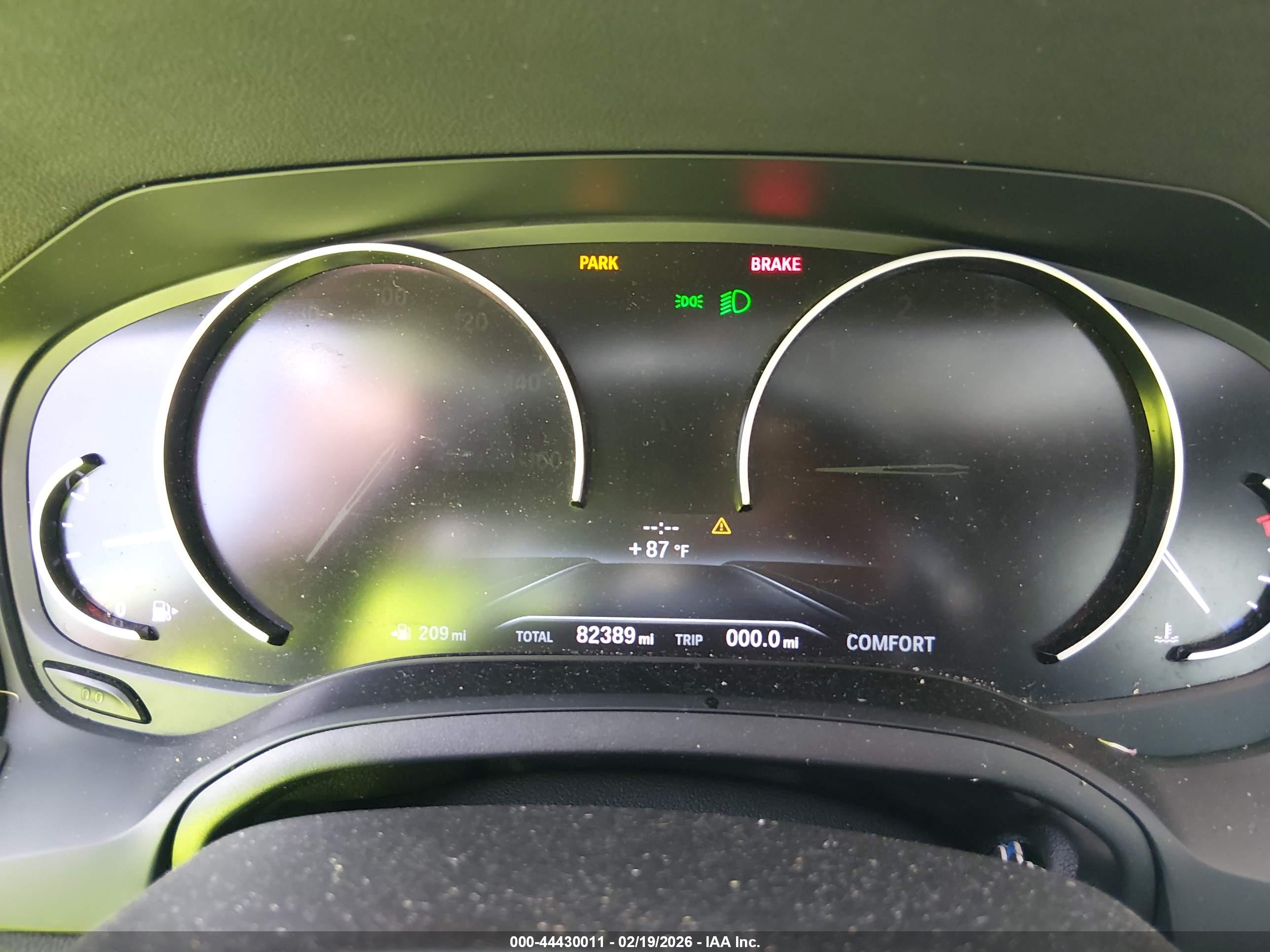 BMW 330I image 7
