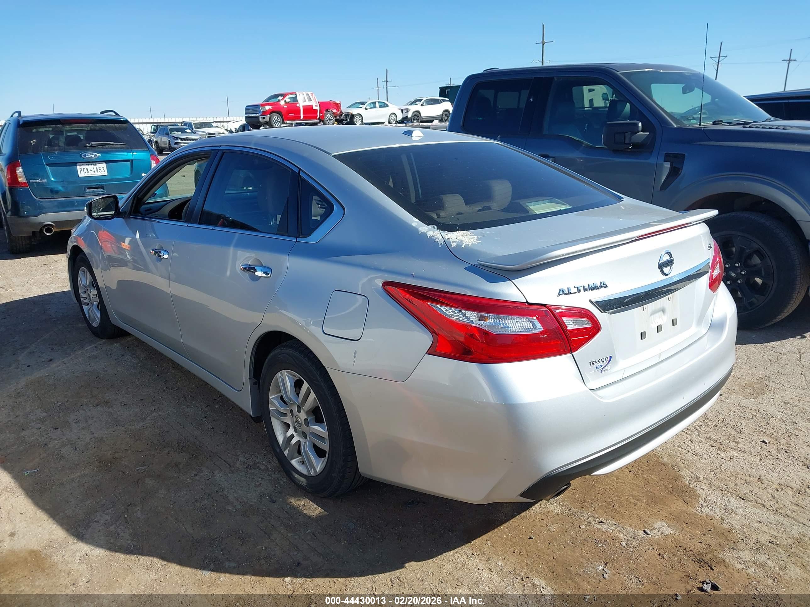 NISSAN ALTIMA image 3