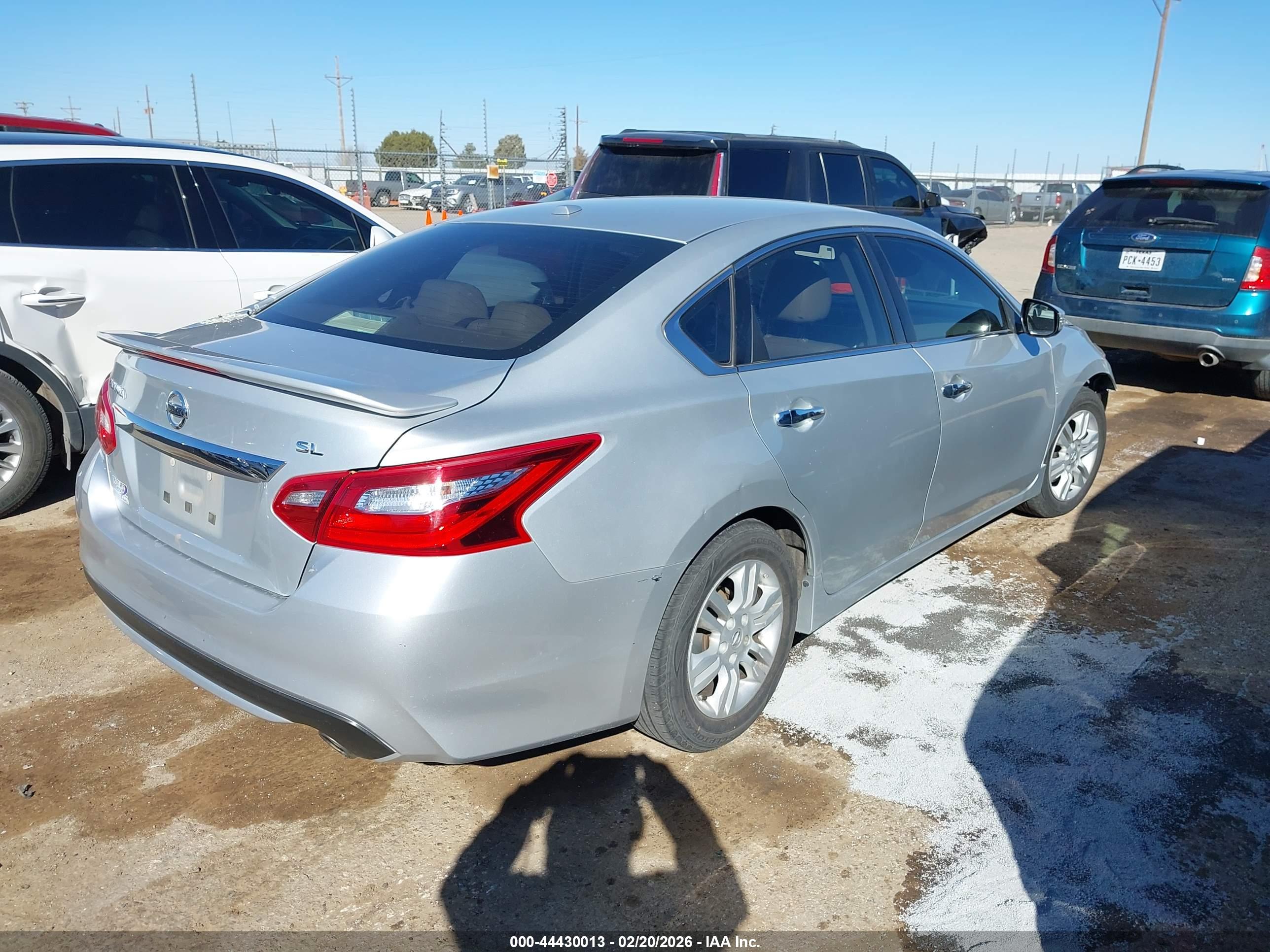 NISSAN ALTIMA image 4