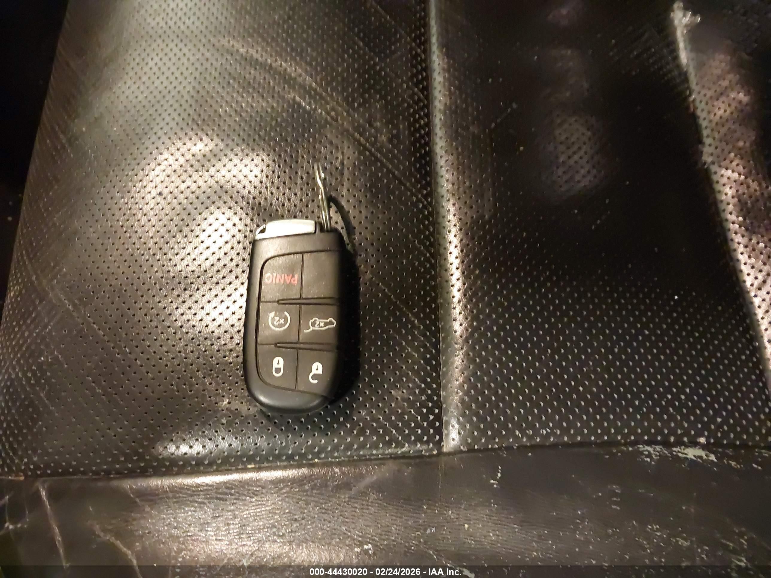 JEEP GRAND image 11