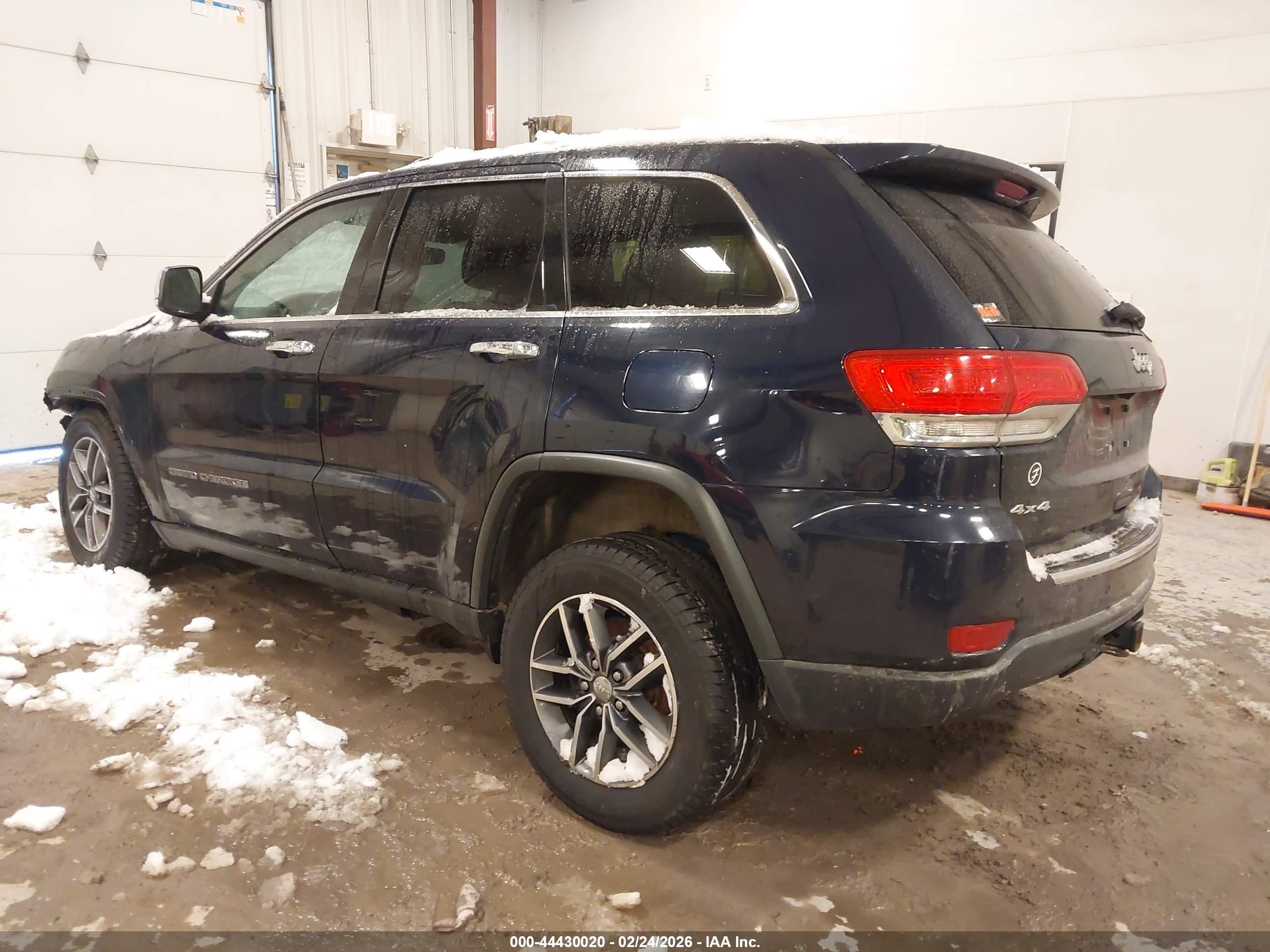 JEEP GRAND image 3