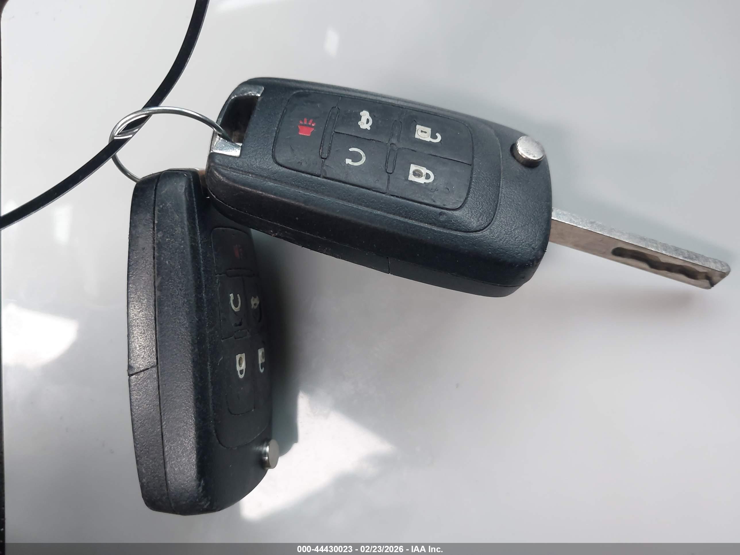 GMC TERRAIN image 11