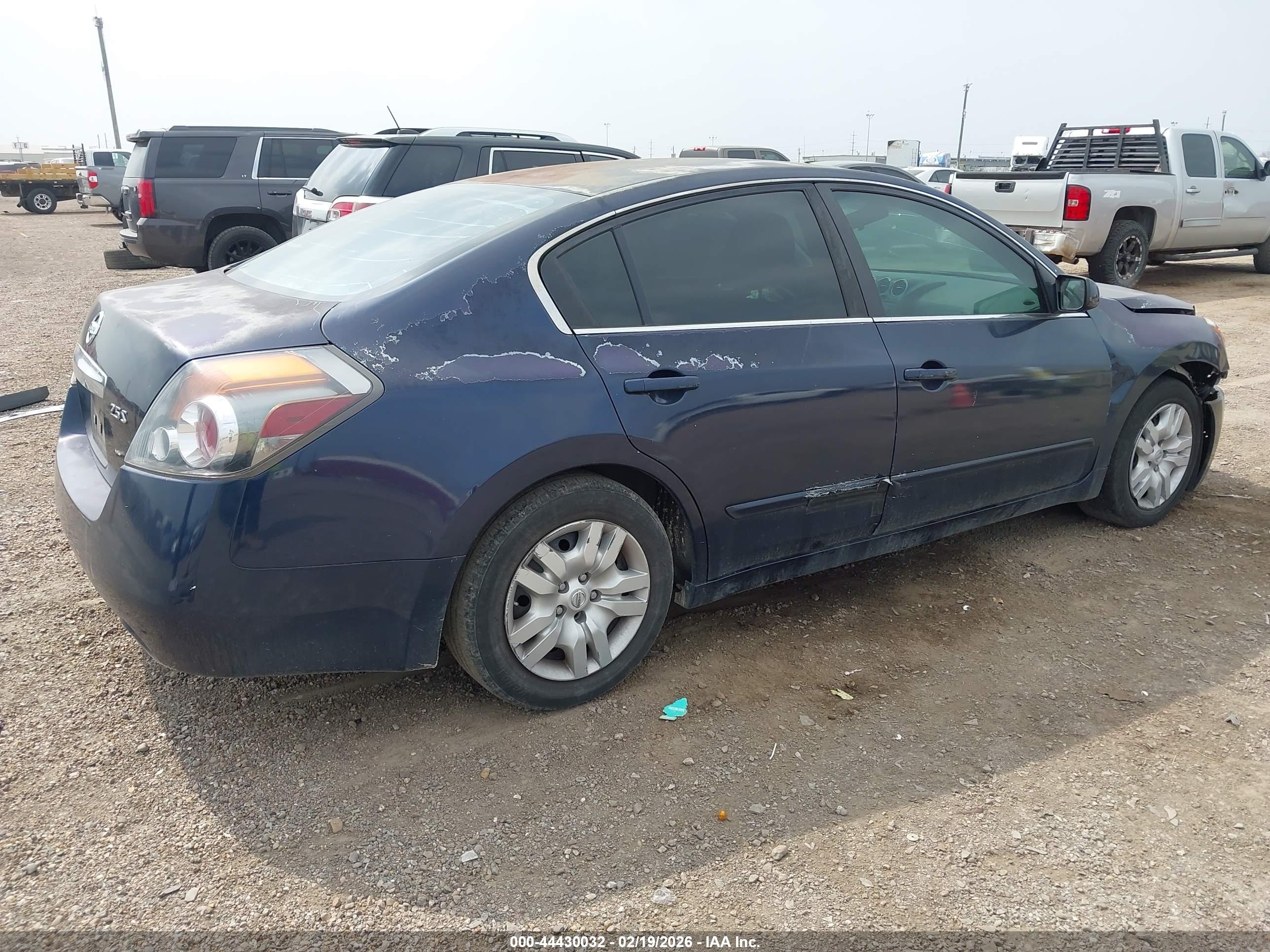 NISSAN ALTIMA image 4