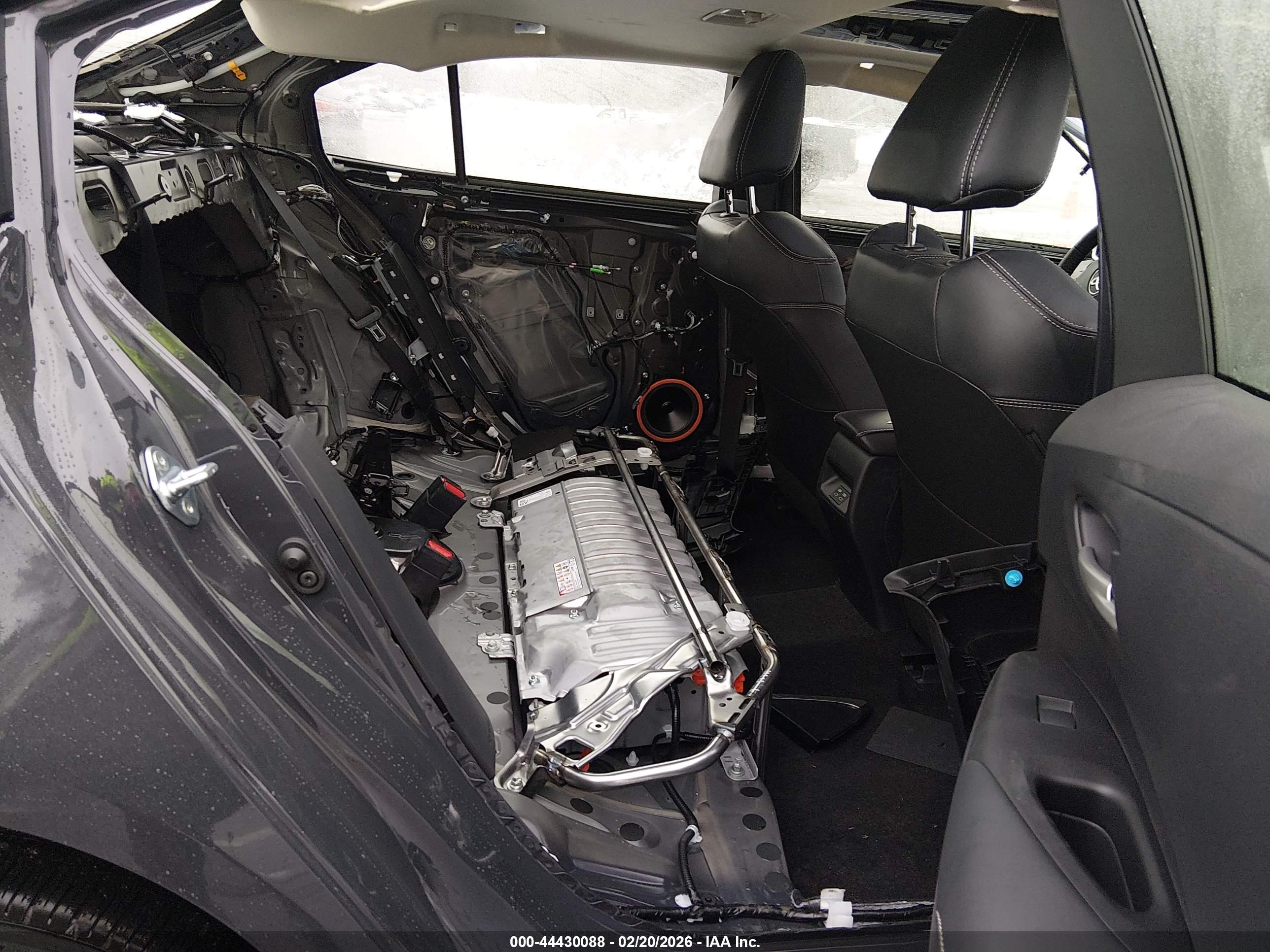 TOYOTA COROLLA image 8