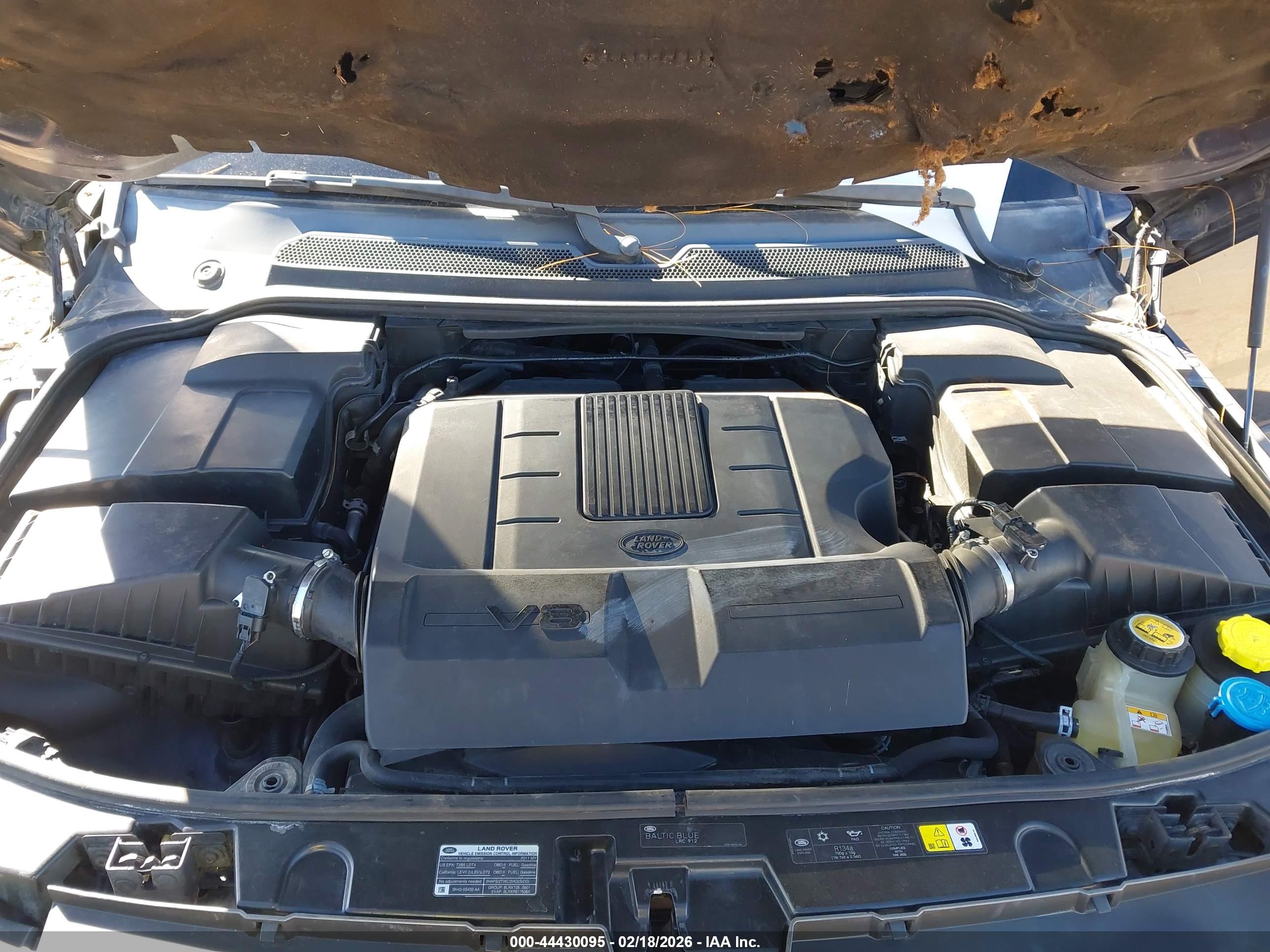 LAND ROVER image 10