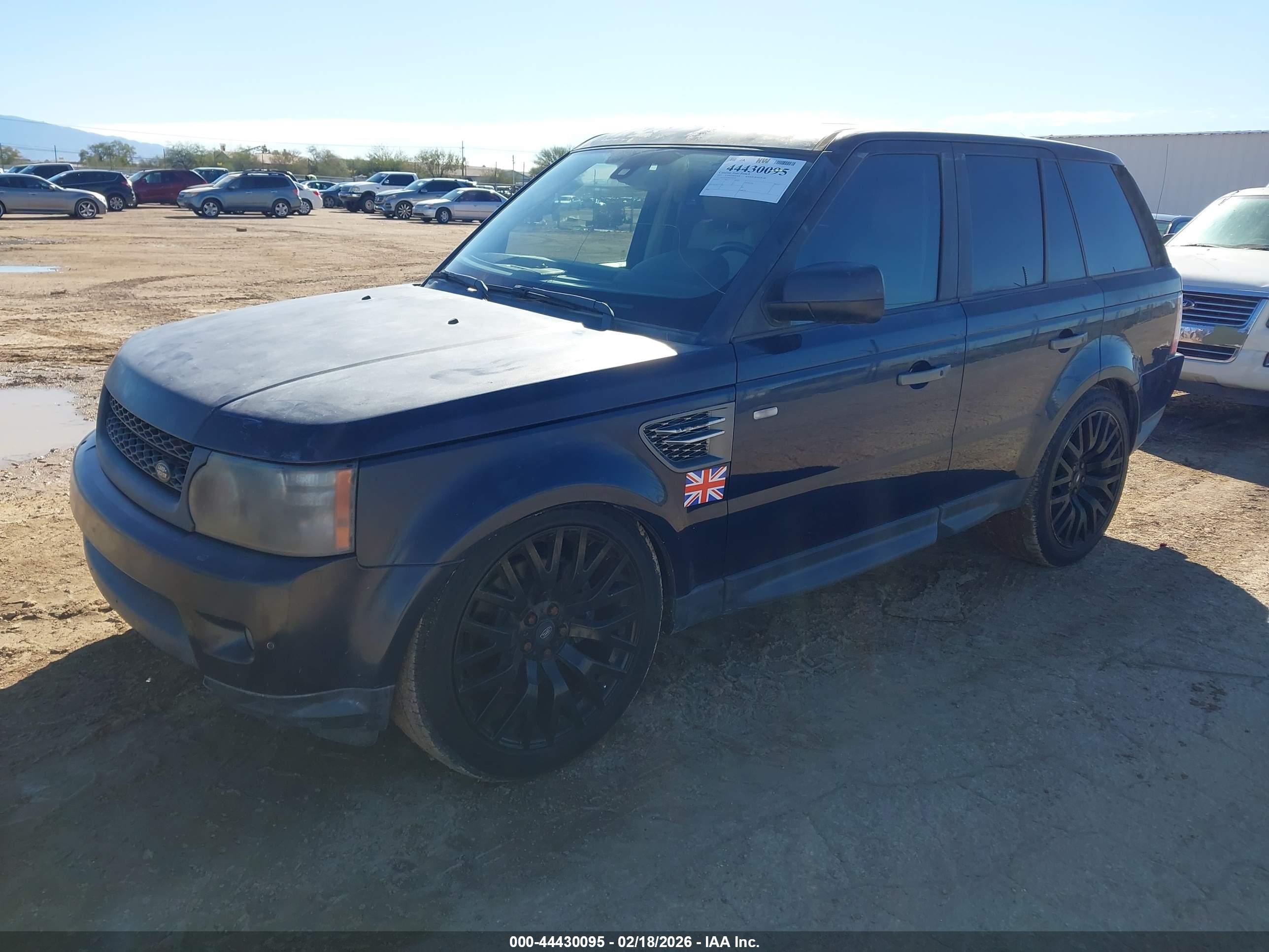LAND ROVER image 2
