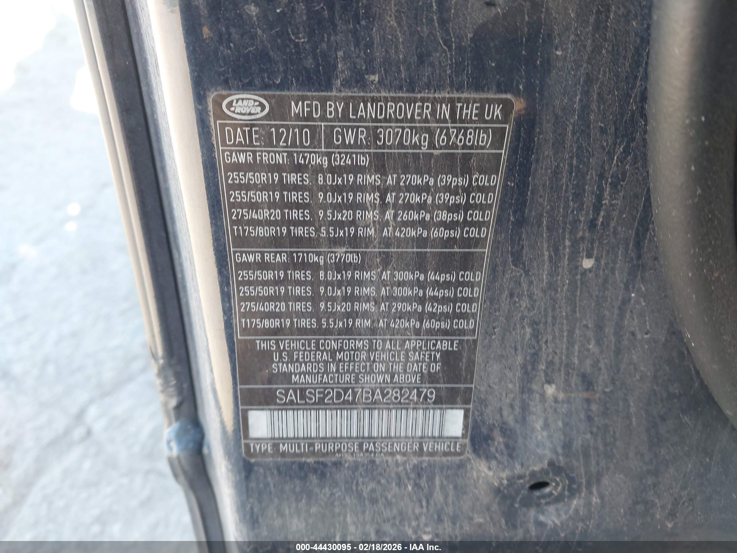 LAND ROVER image 9