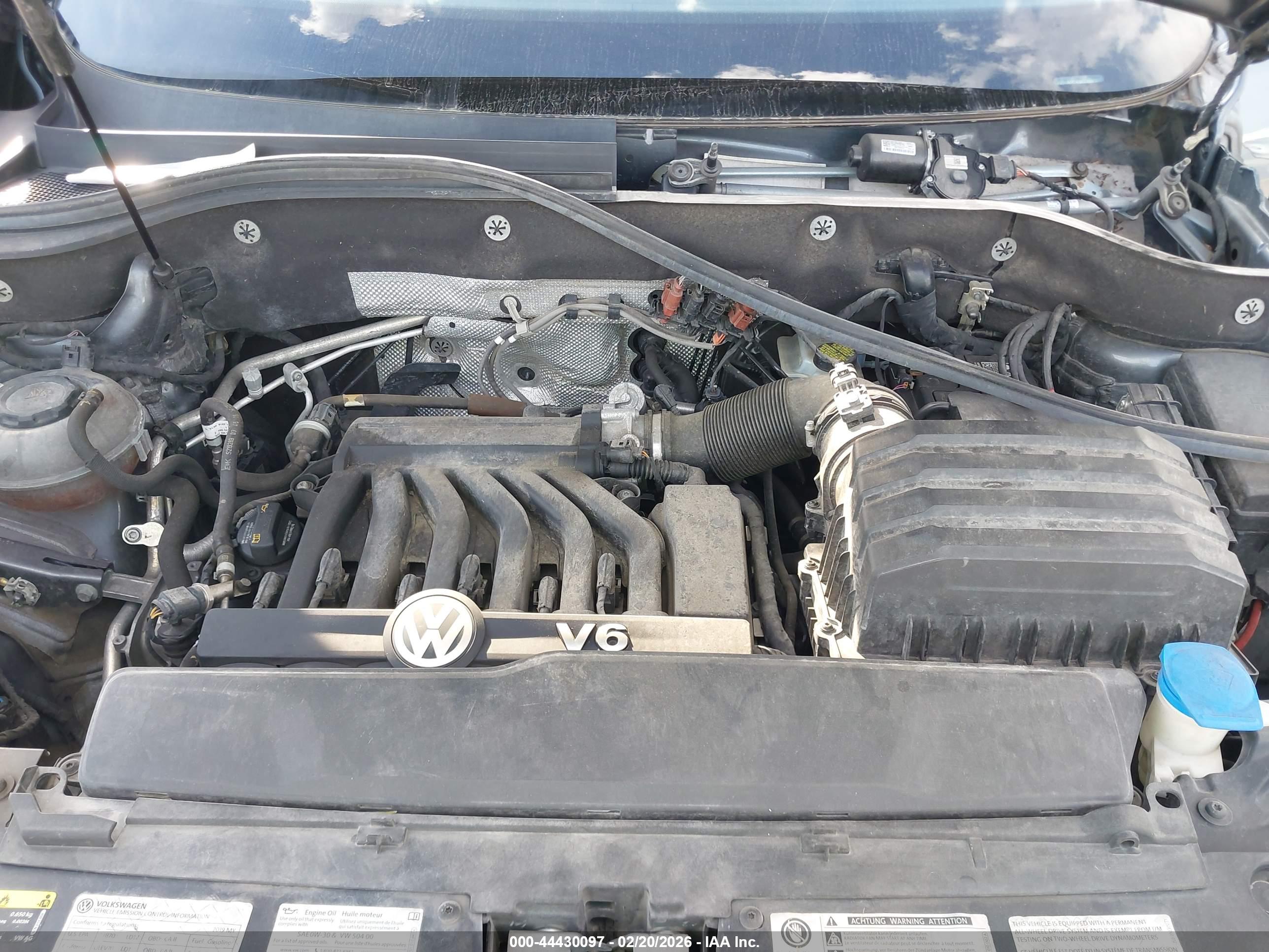 VOLKSWAGEN ATLAS image 10