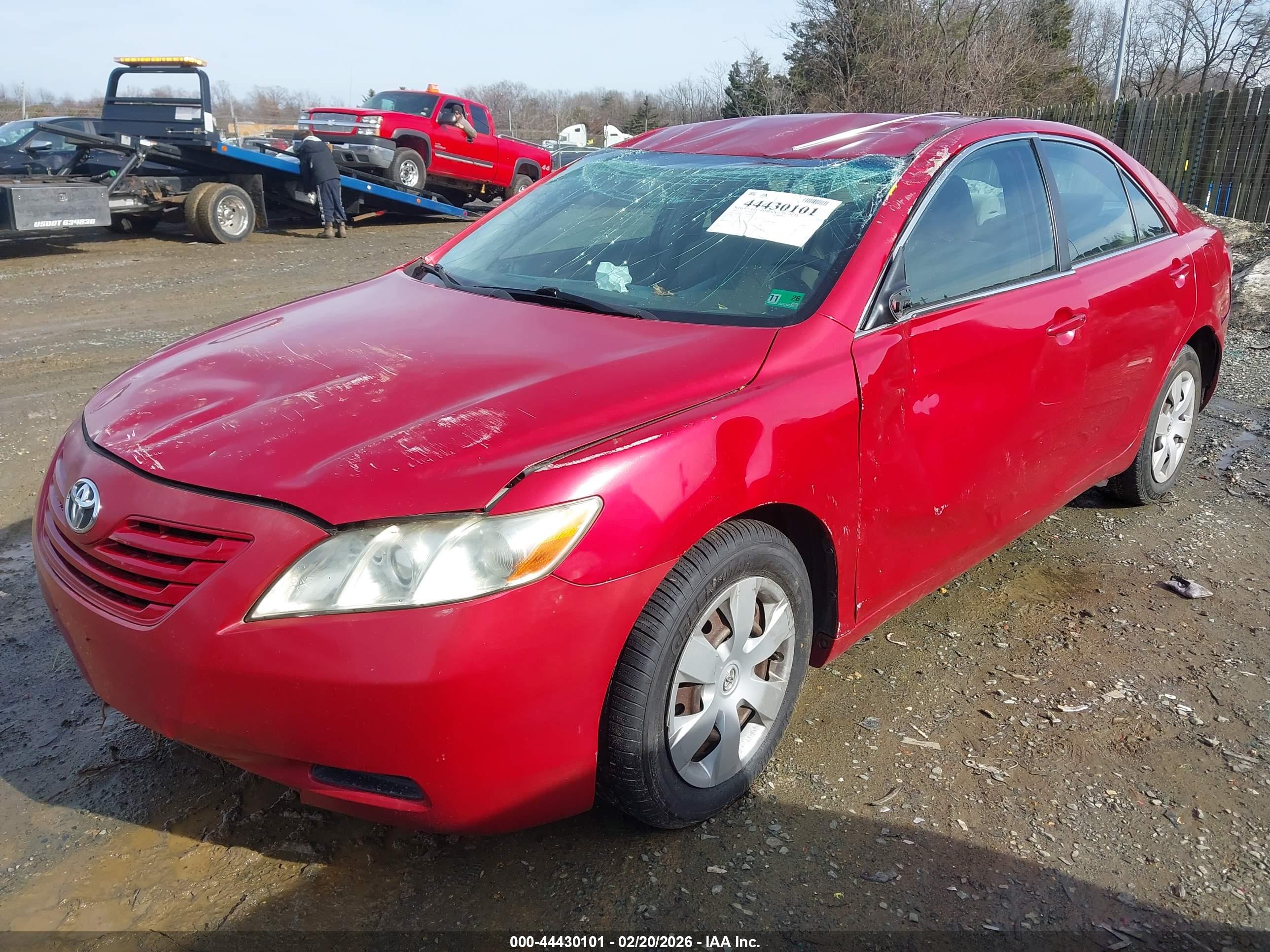 TOYOTA CAMRY image 2