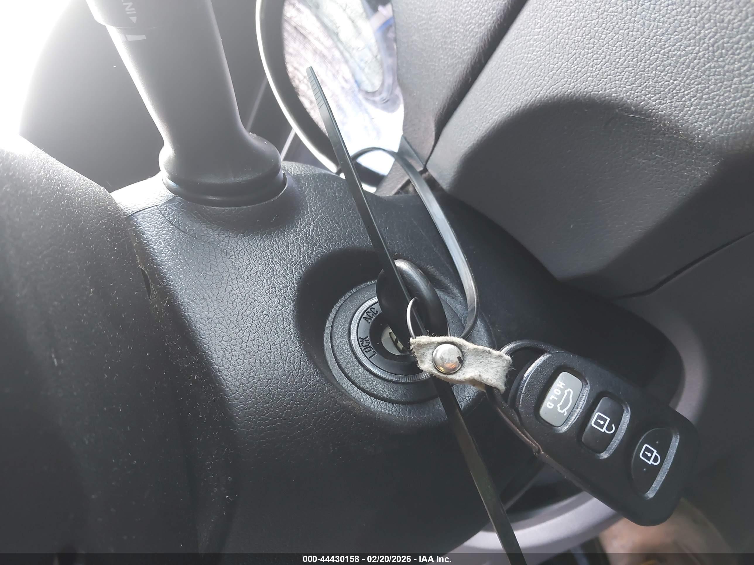 HYUNDAI SONATA image 11