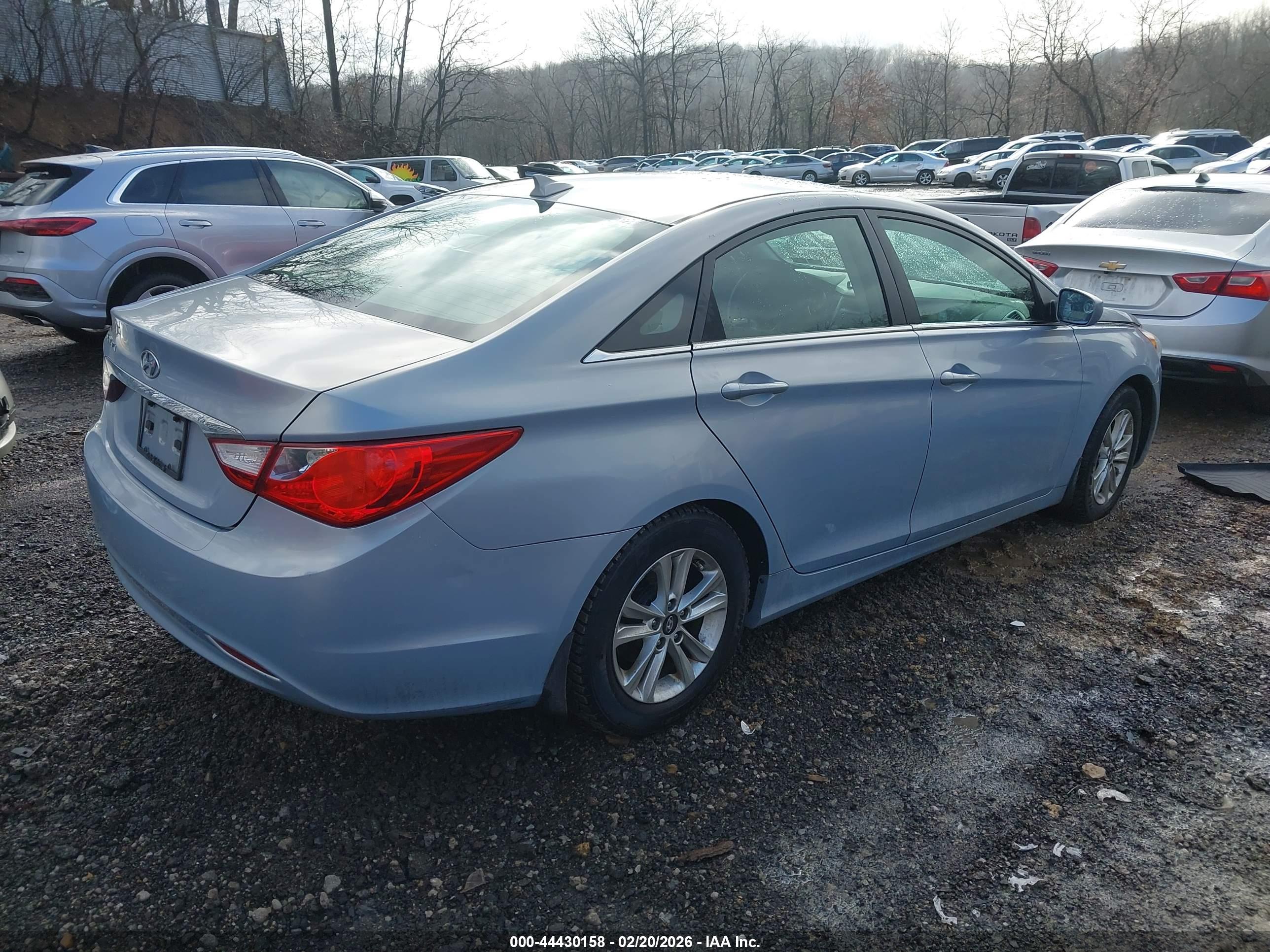 HYUNDAI SONATA image 4