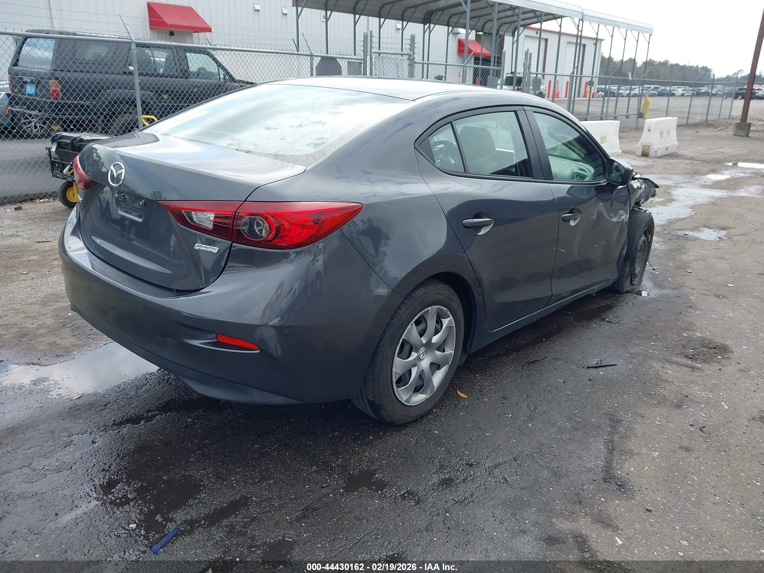 MAZDA MAZDA3 image 4