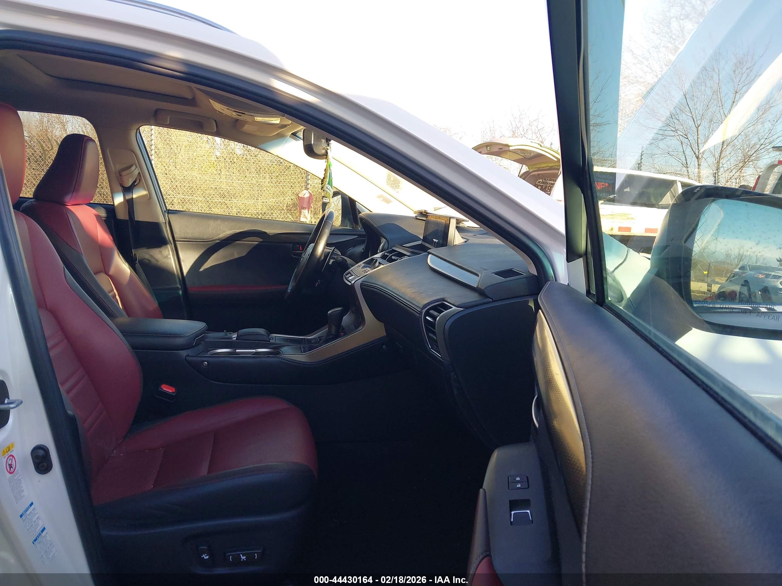 LEXUS NX image 5