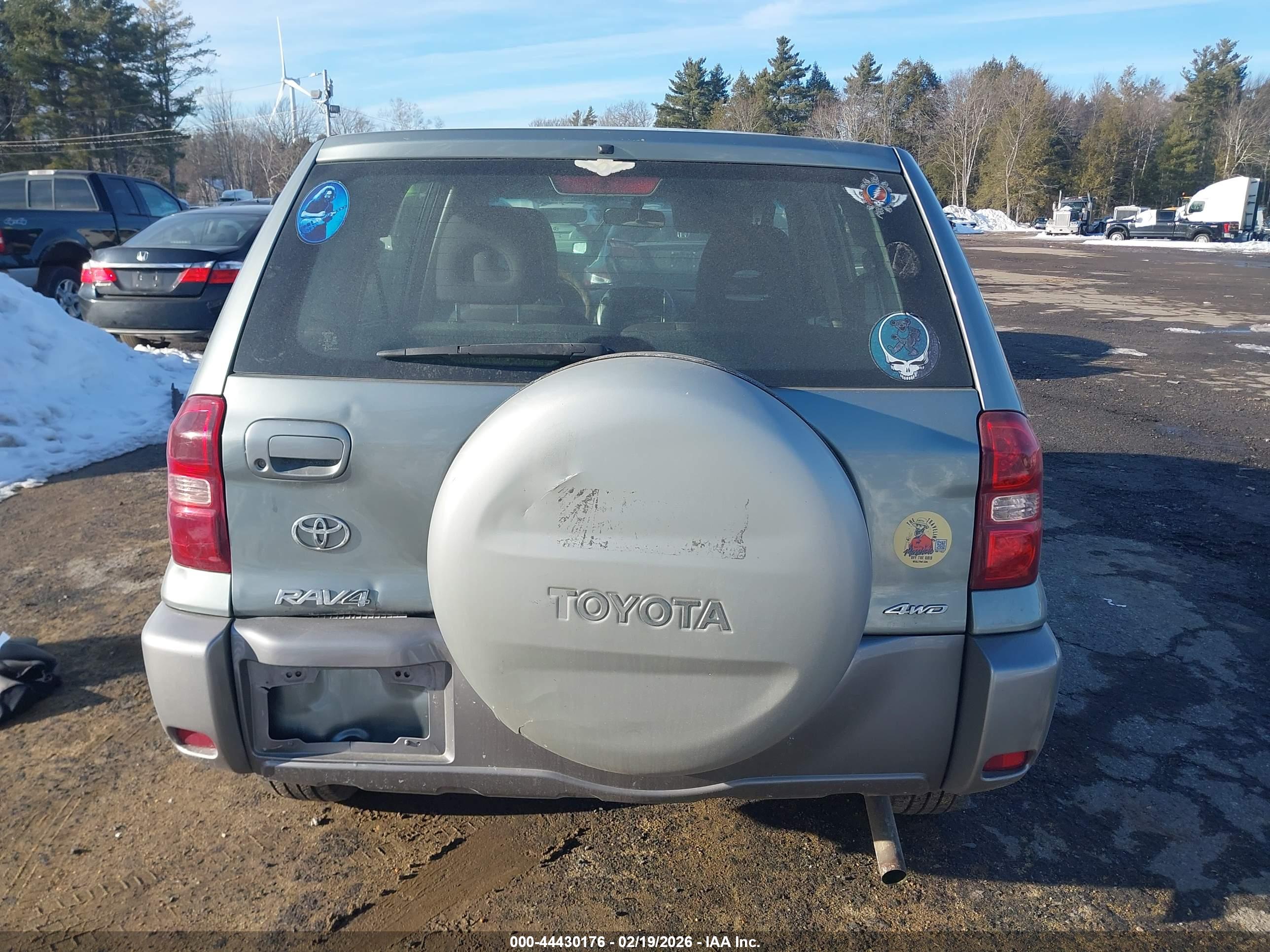TOYOTA RAV4 image 6