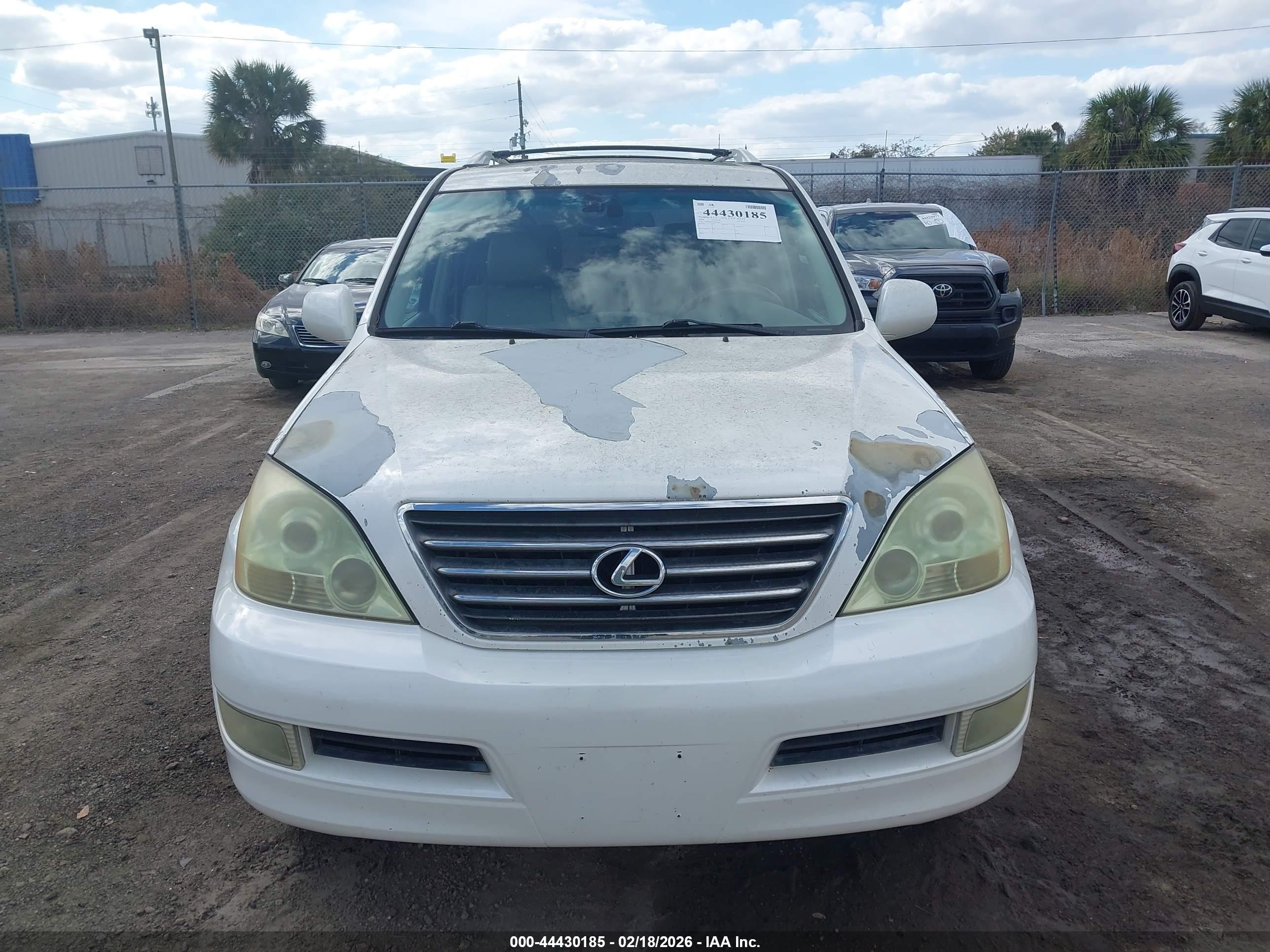 LEXUS GX image 6