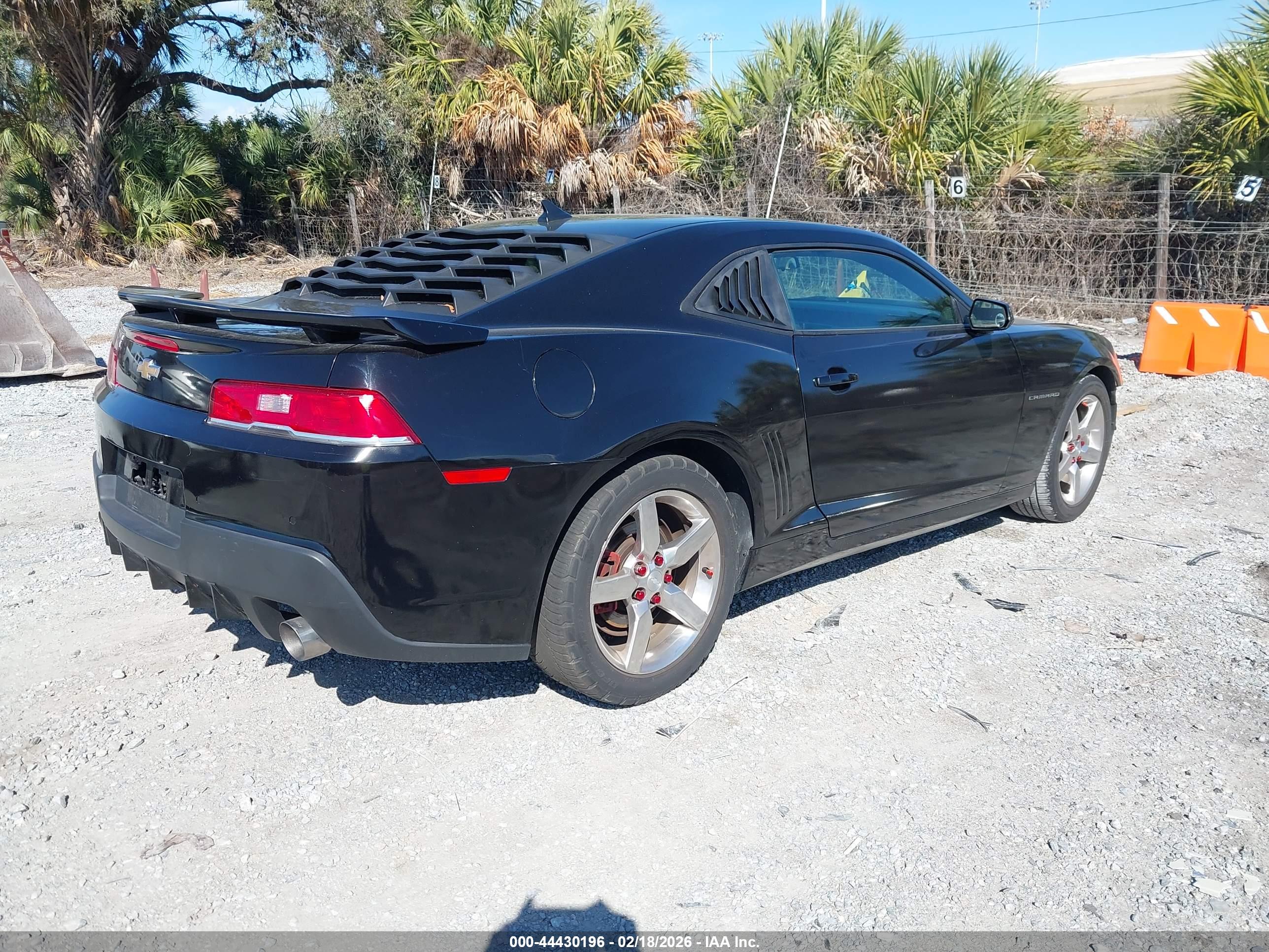 CHEVROLET CAMARO image 4
