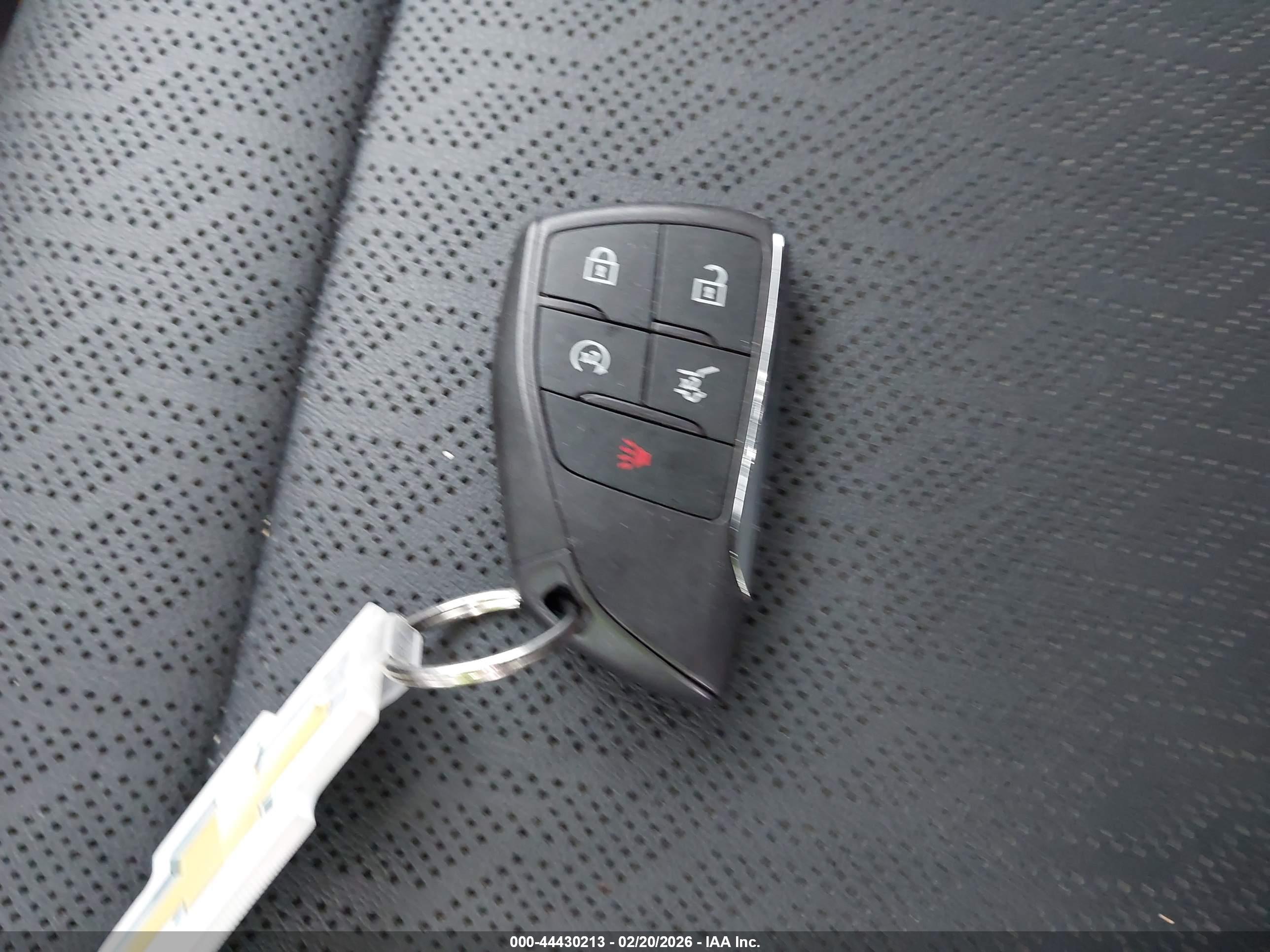 CHEVROLET EQUINOX image 11