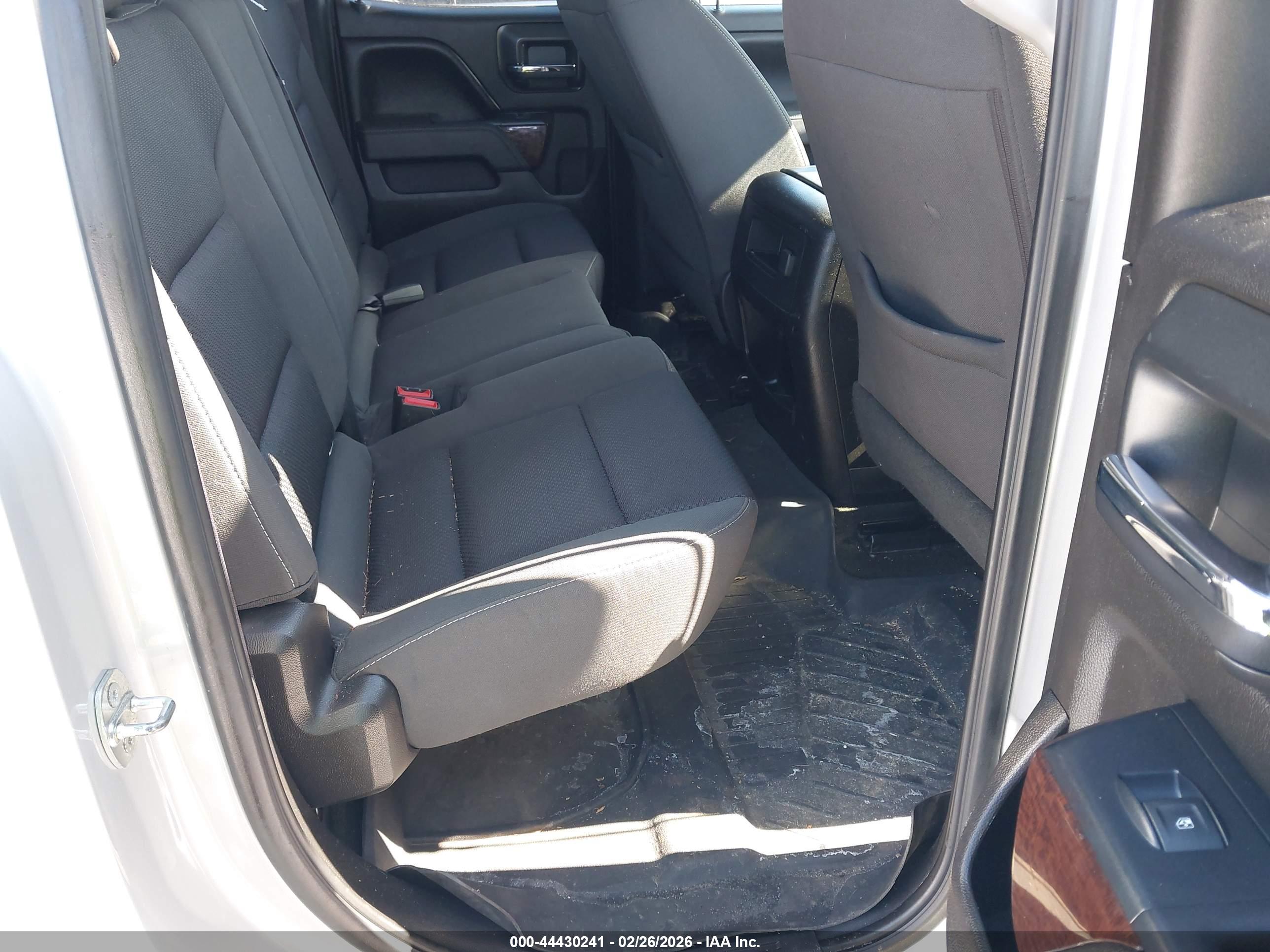GMC SIERRA image 8