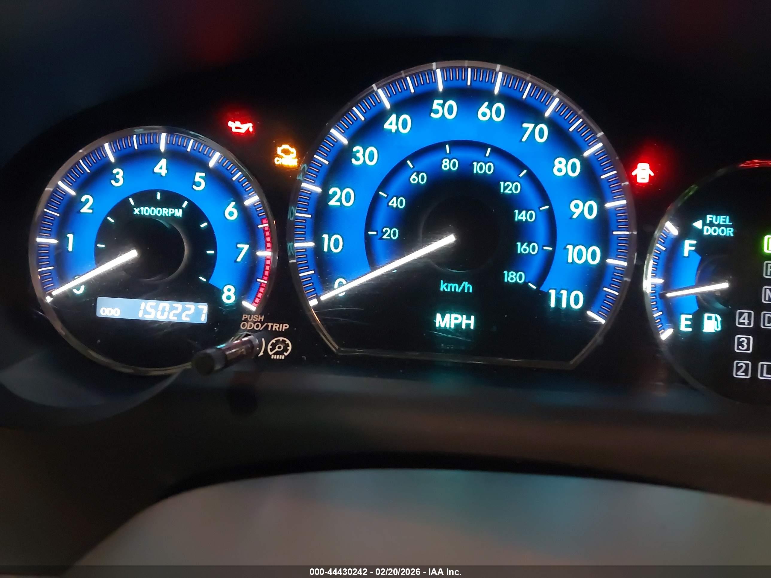 TOYOTA SIENNA image 7