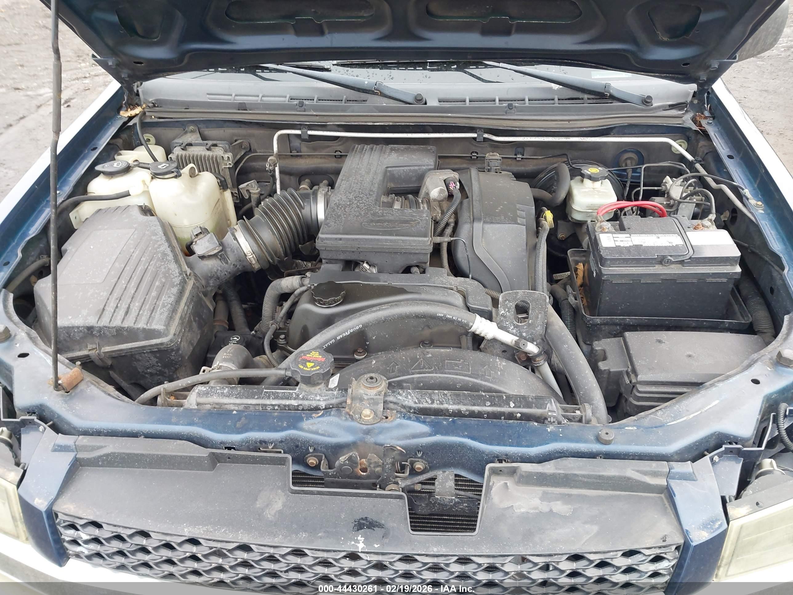 CHEVROLET COLORADO image 10