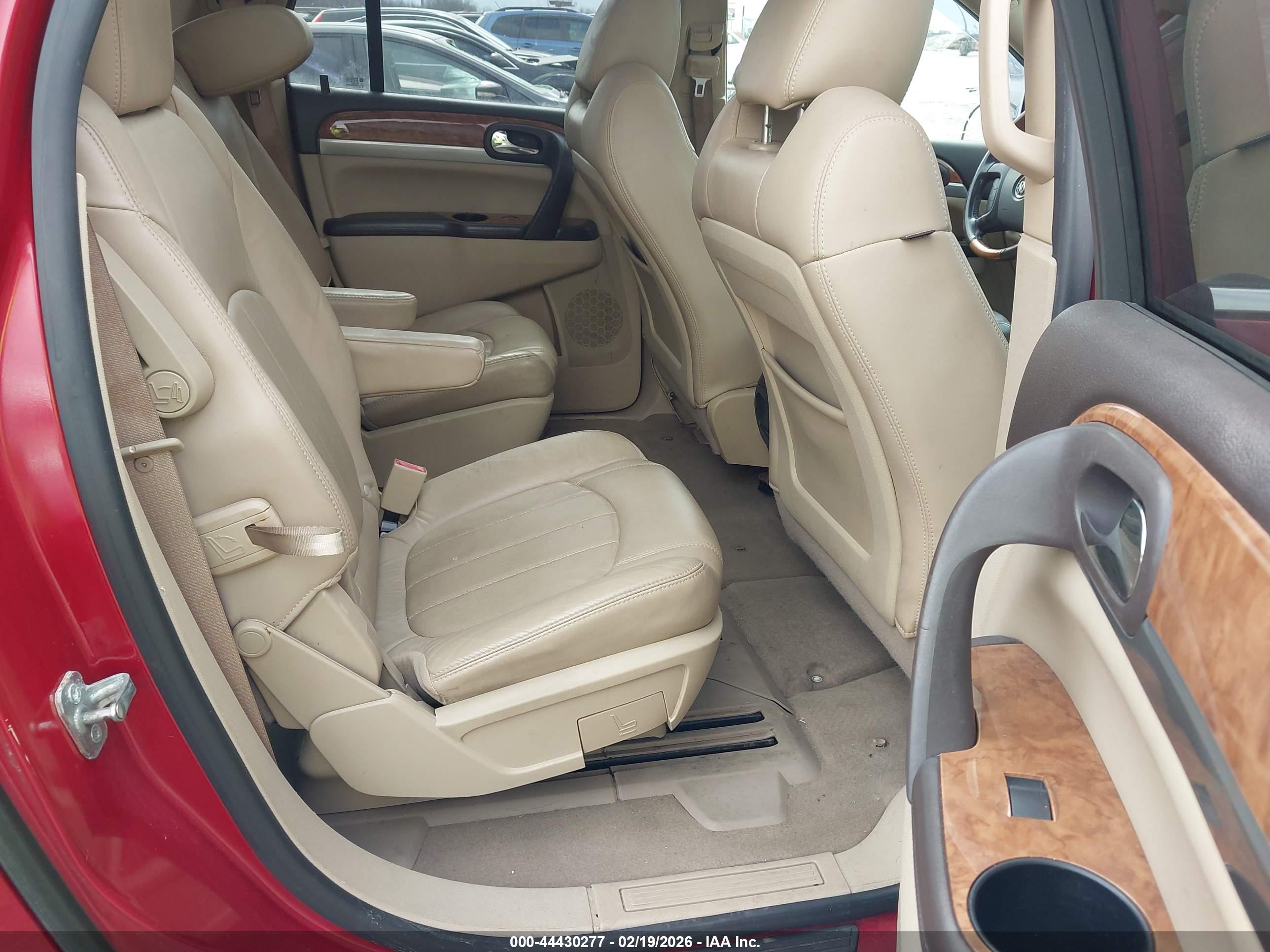 BUICK ENCLAVE image 8