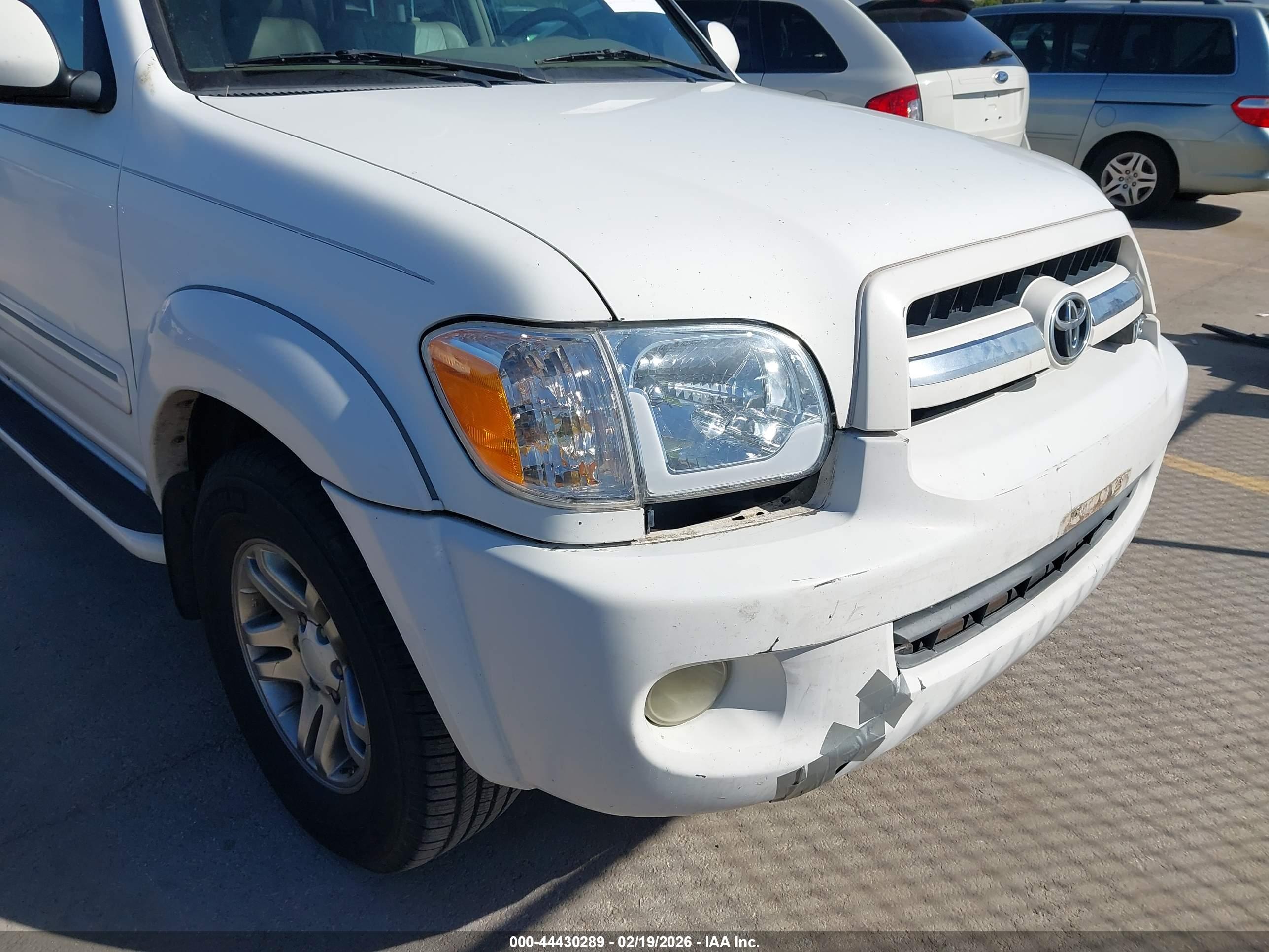 TOYOTA SEQUOIA image 6