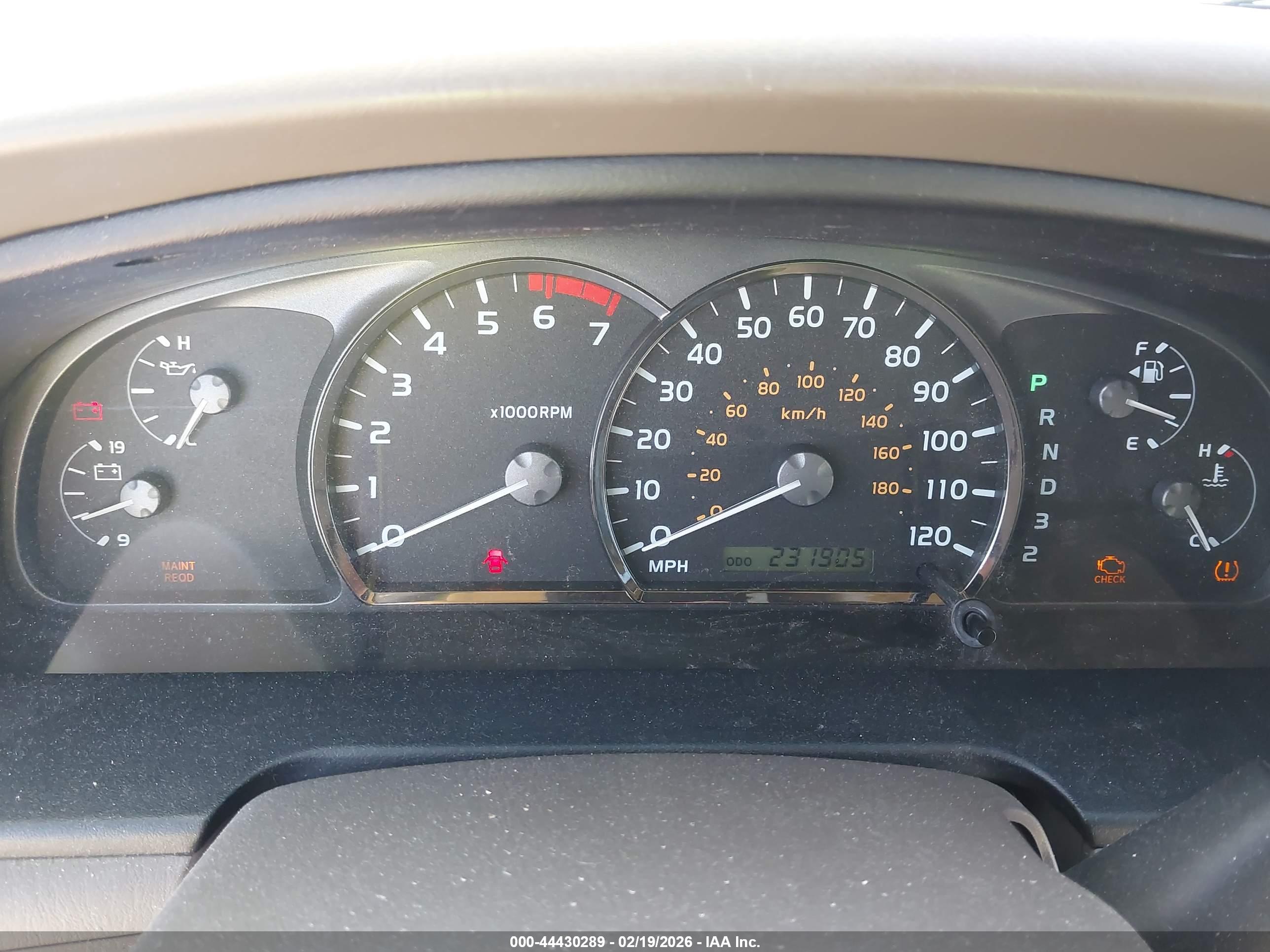 TOYOTA SEQUOIA image 7
