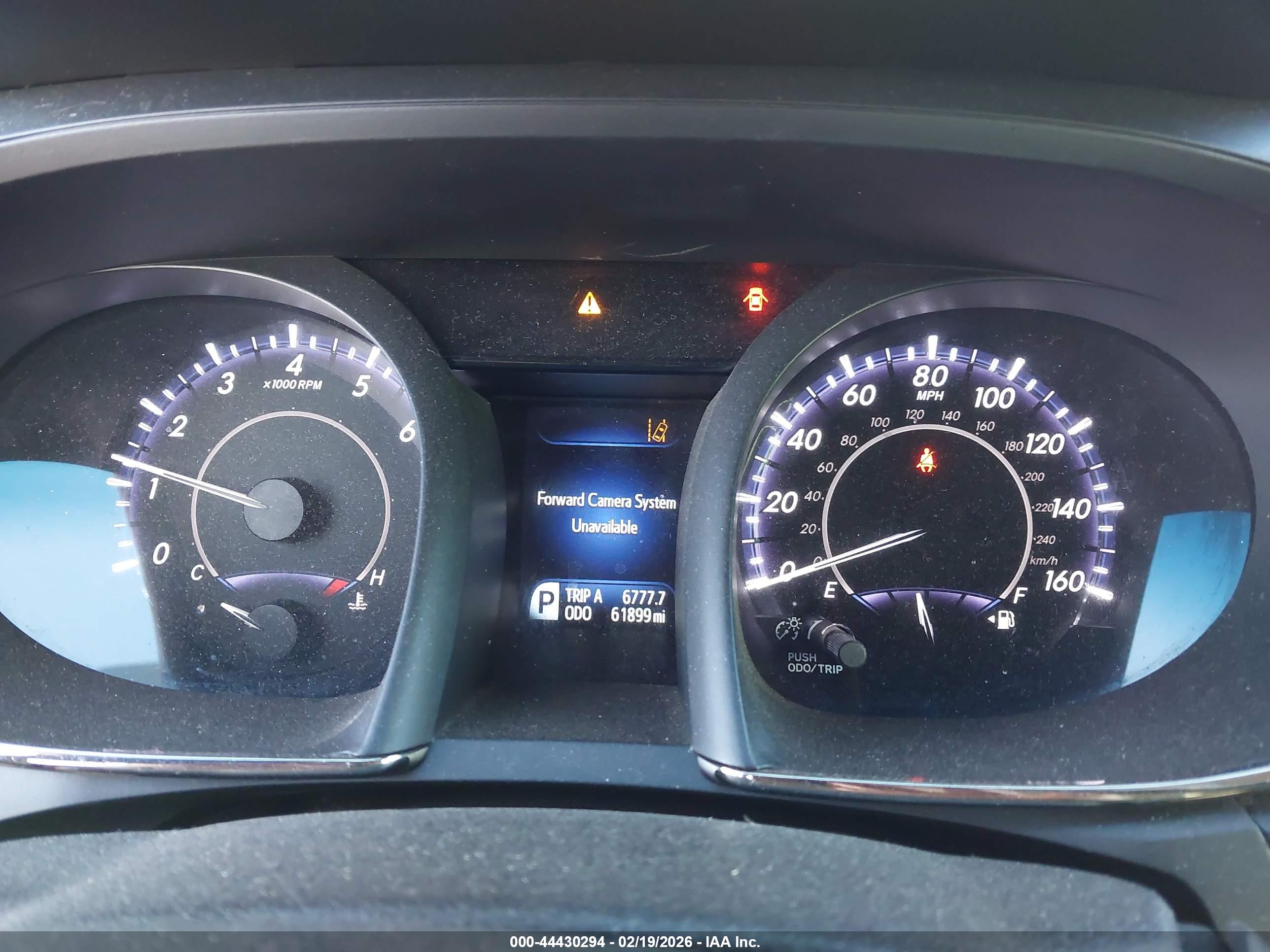 TOYOTA AVALON image 7