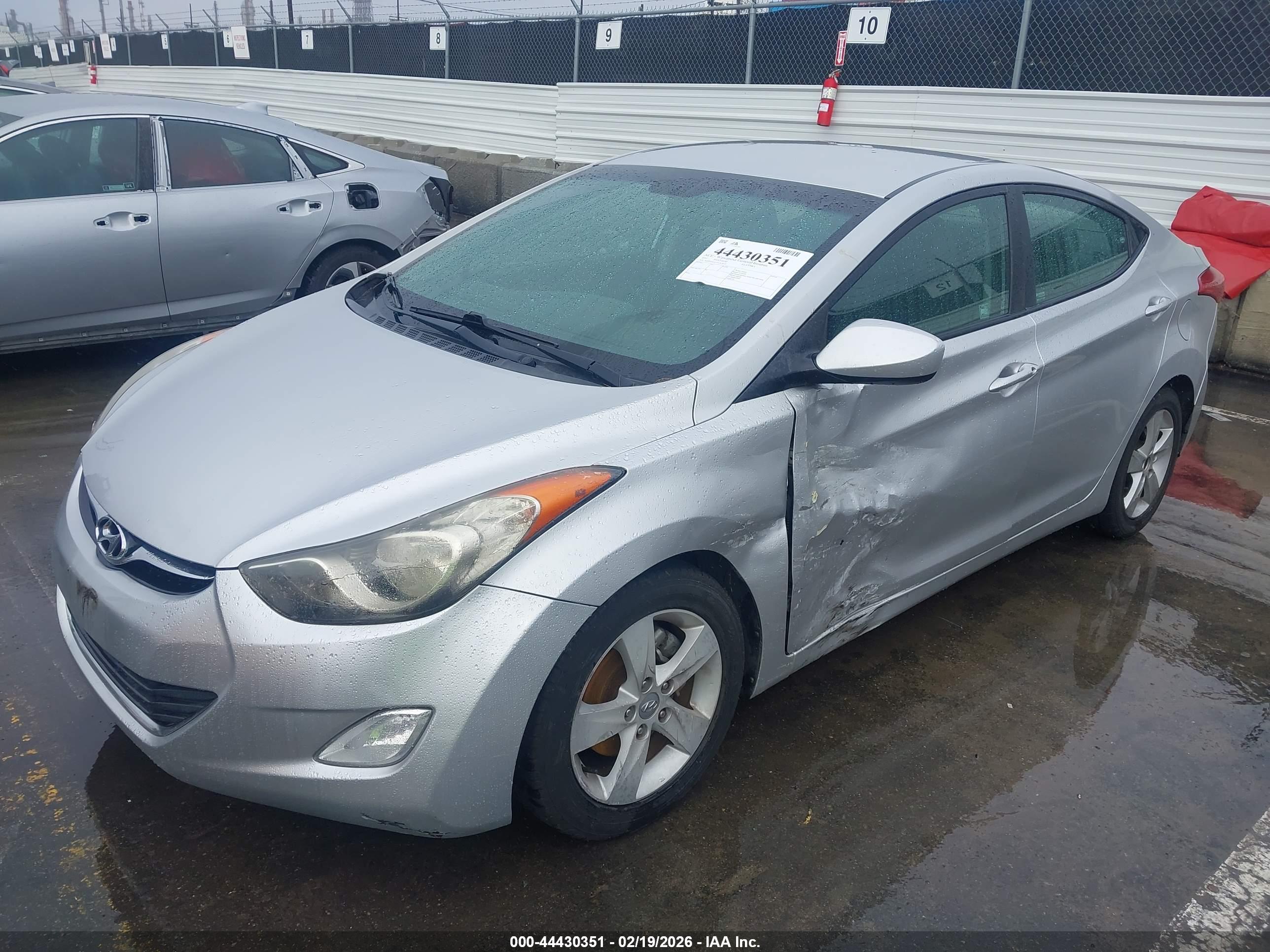 HYUNDAI ELANTRA image 6