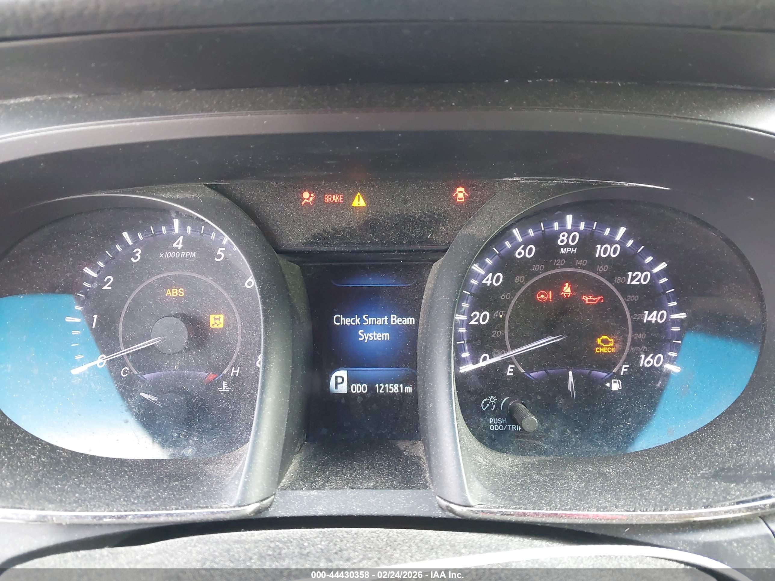 TOYOTA AVALON image 7