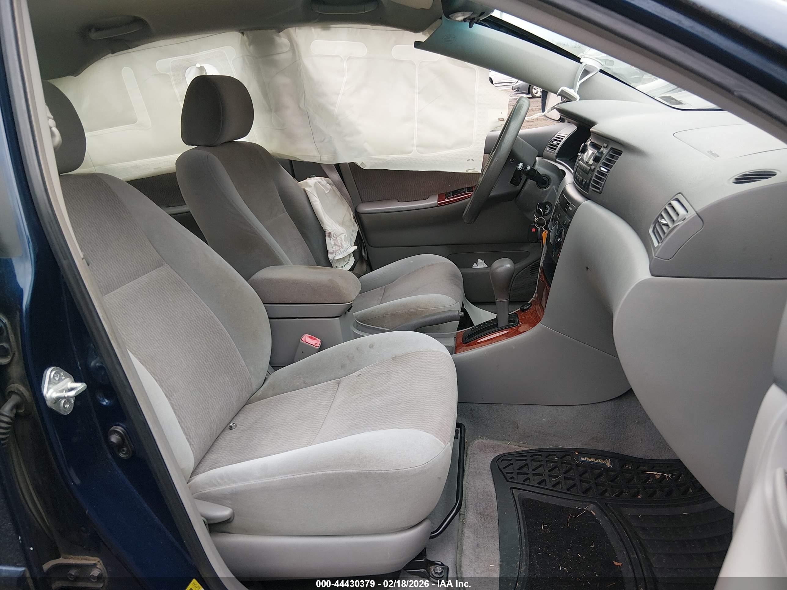 TOYOTA COROLLA image 5
