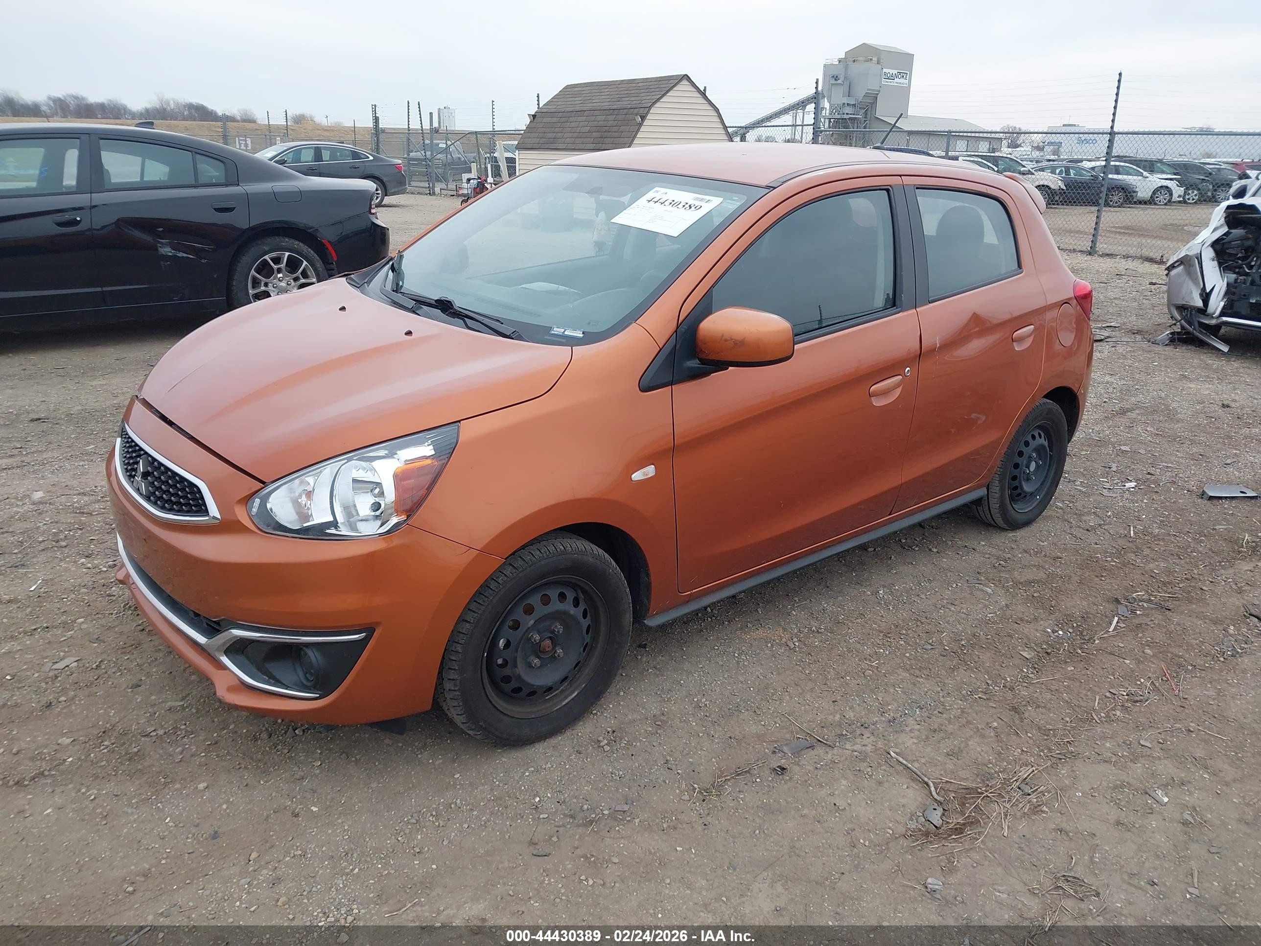 MITSUBISHI MIRAGE image 2