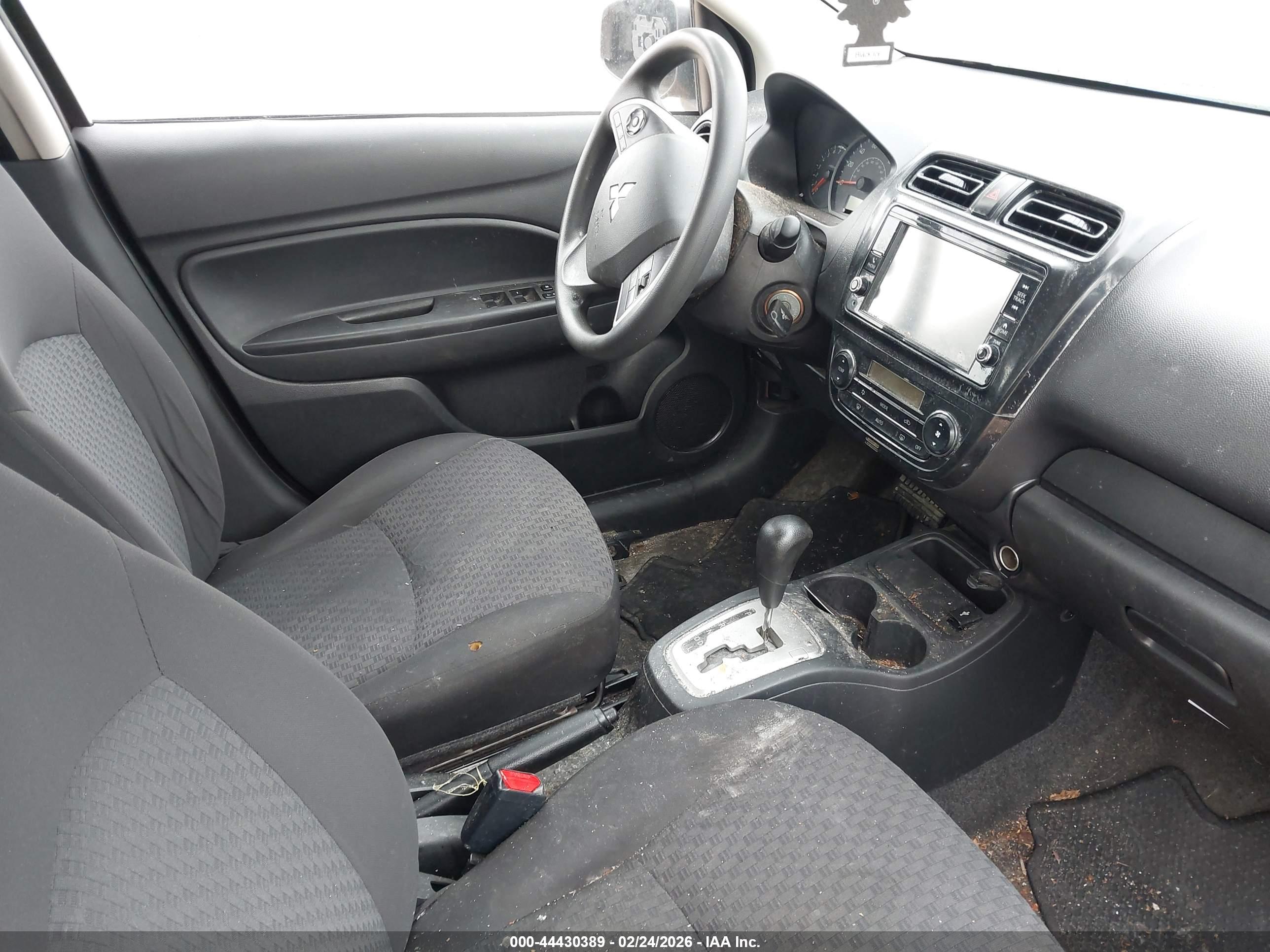 MITSUBISHI MIRAGE image 5