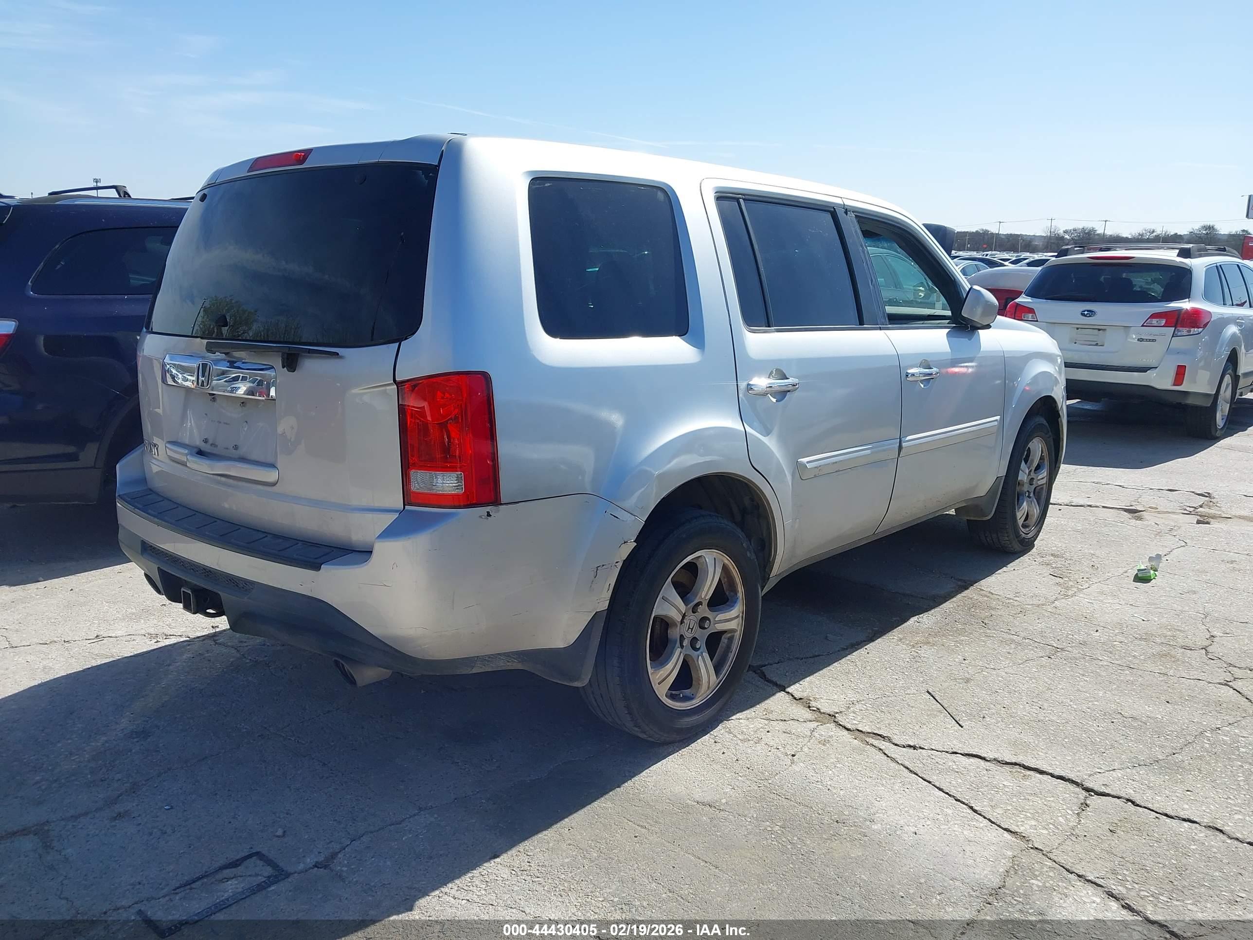 HONDA PILOT image 4