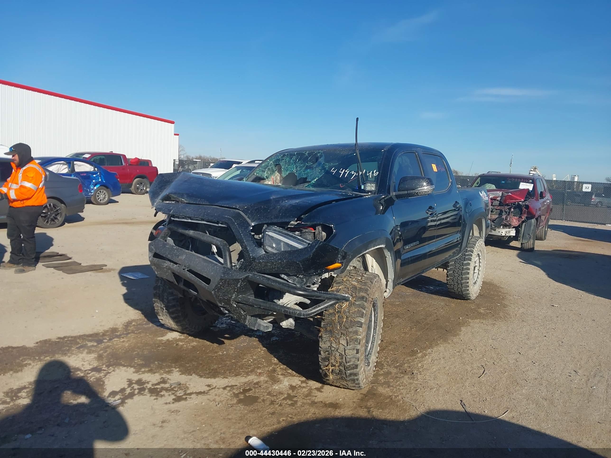TOYOTA TACOMA image 2