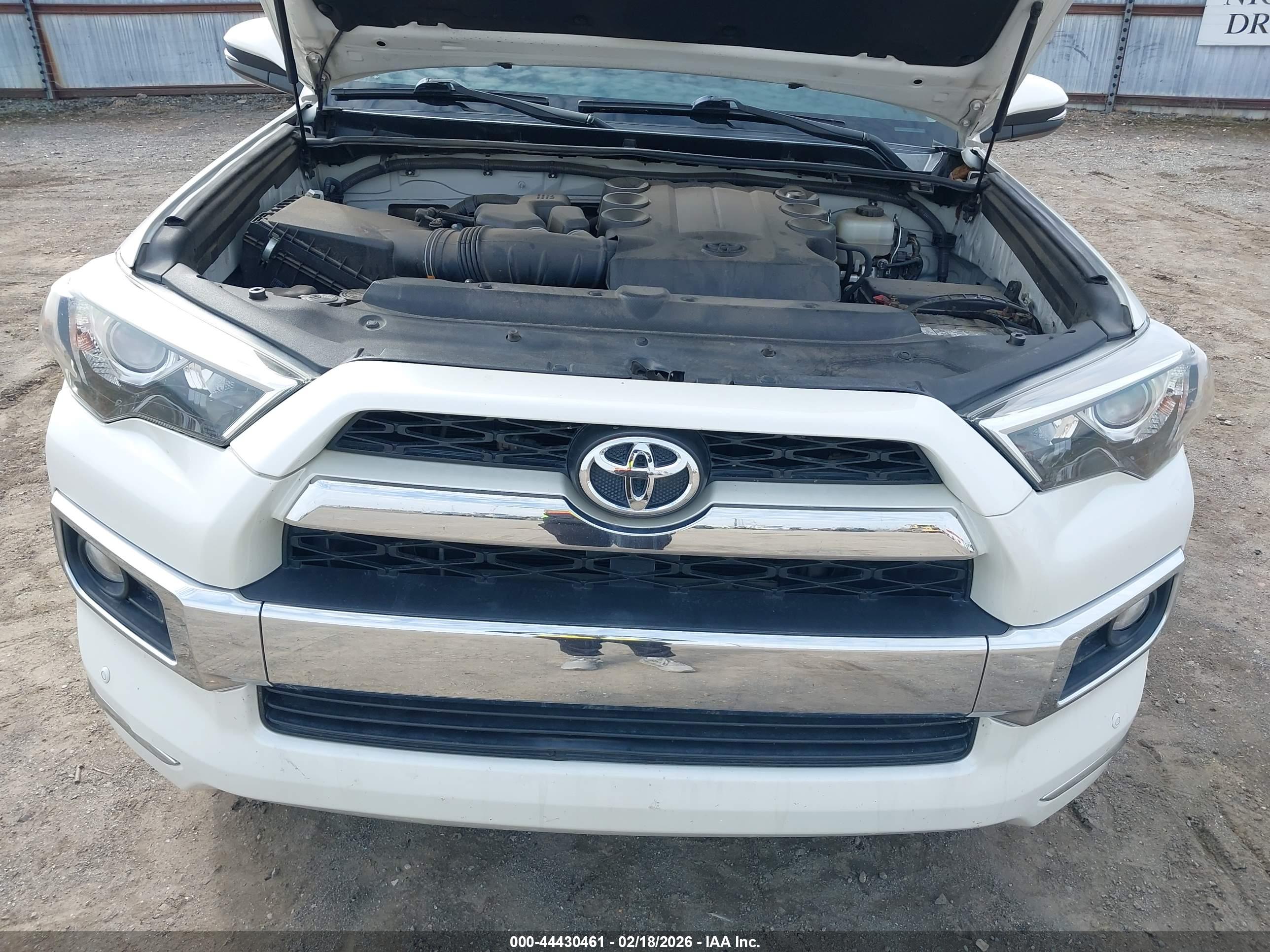 TOYOTA 4RUNNER image 10