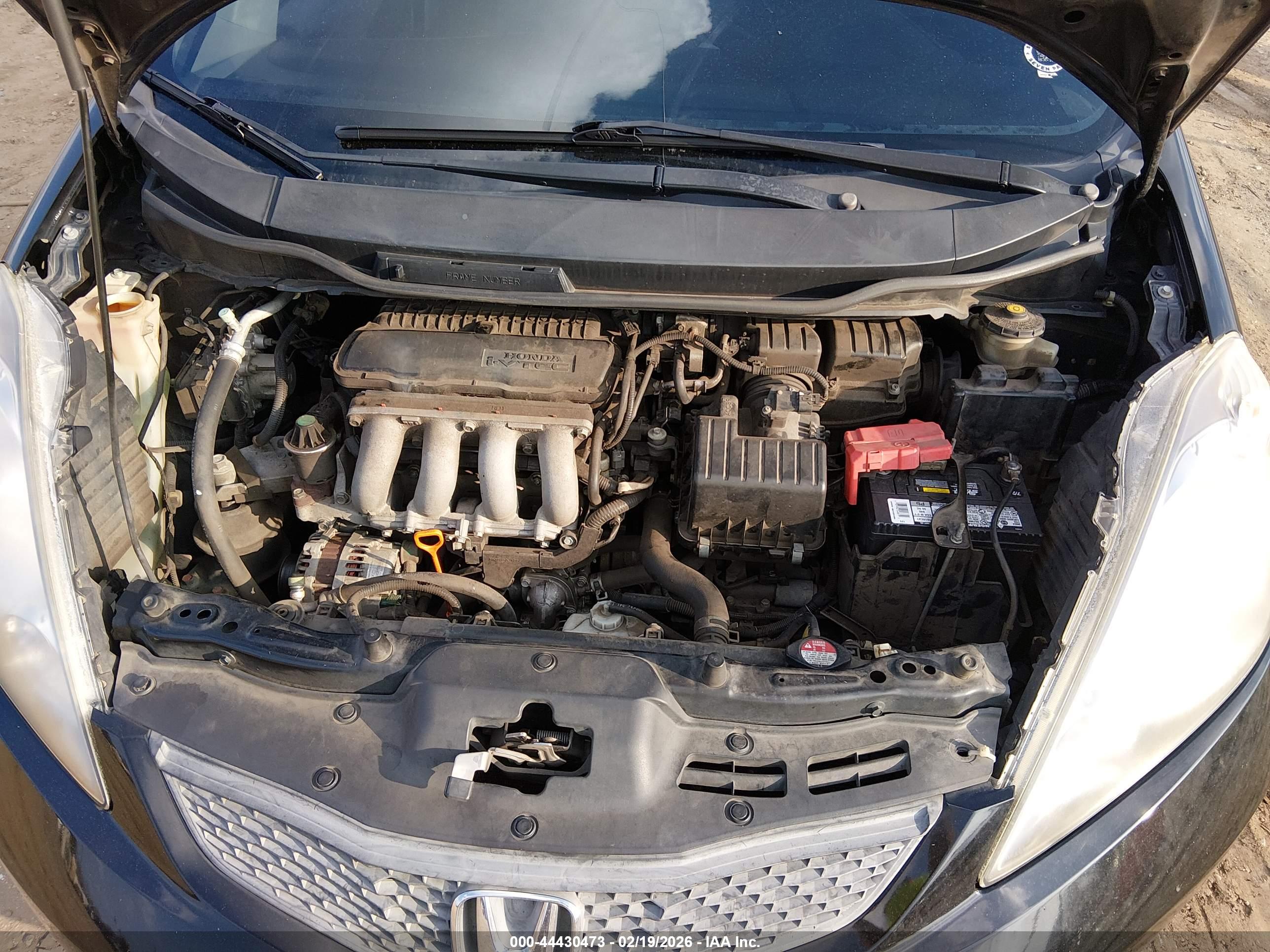 HONDA FIT image 10