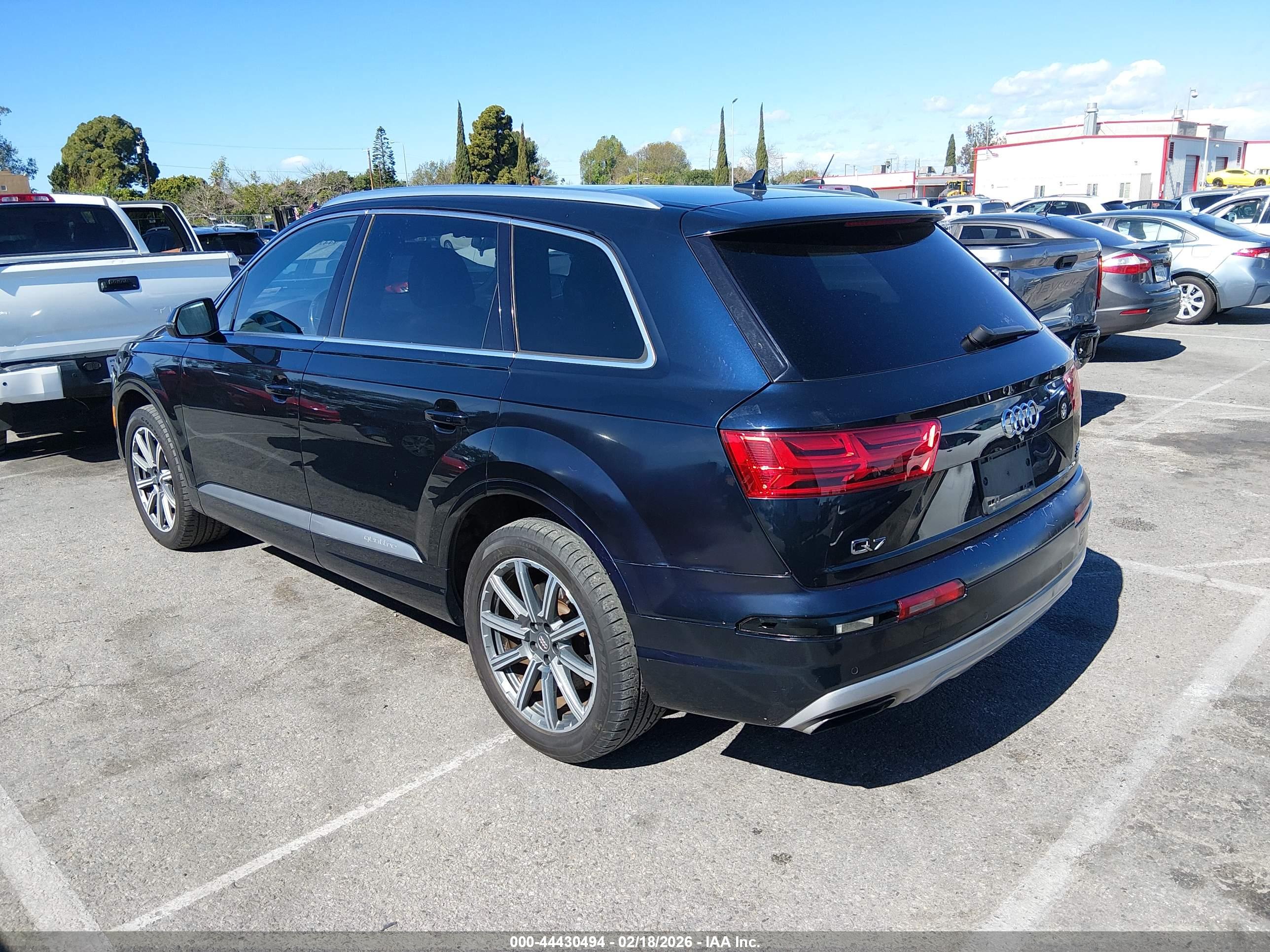 AUDI Q7 image 3