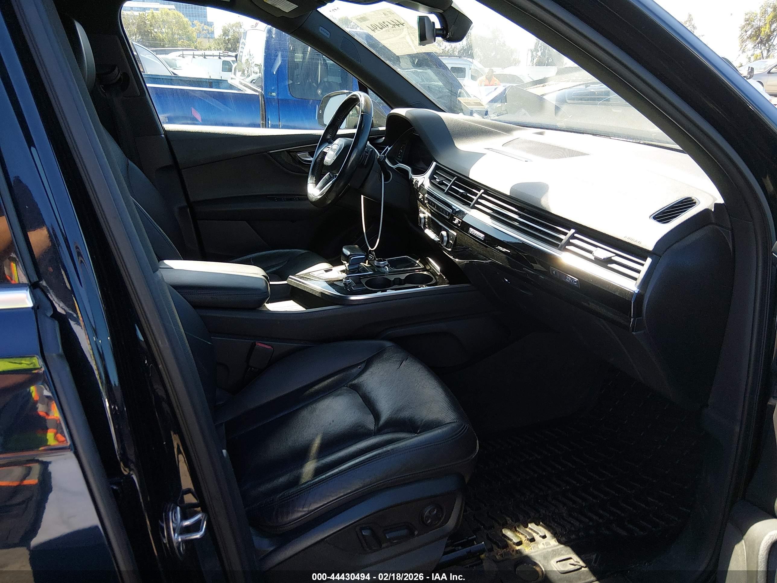 AUDI Q7 image 5