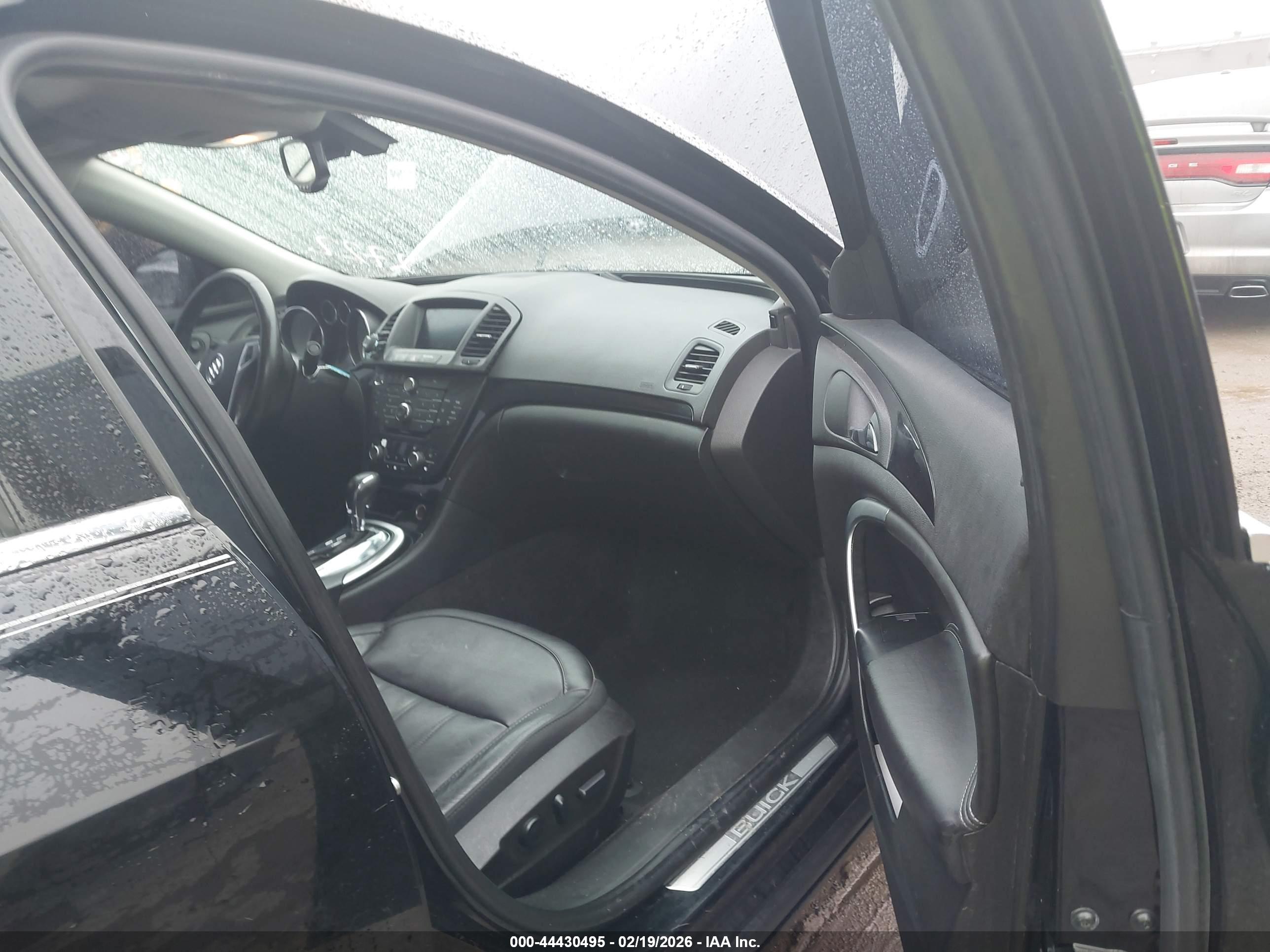 BUICK REGAL image 5