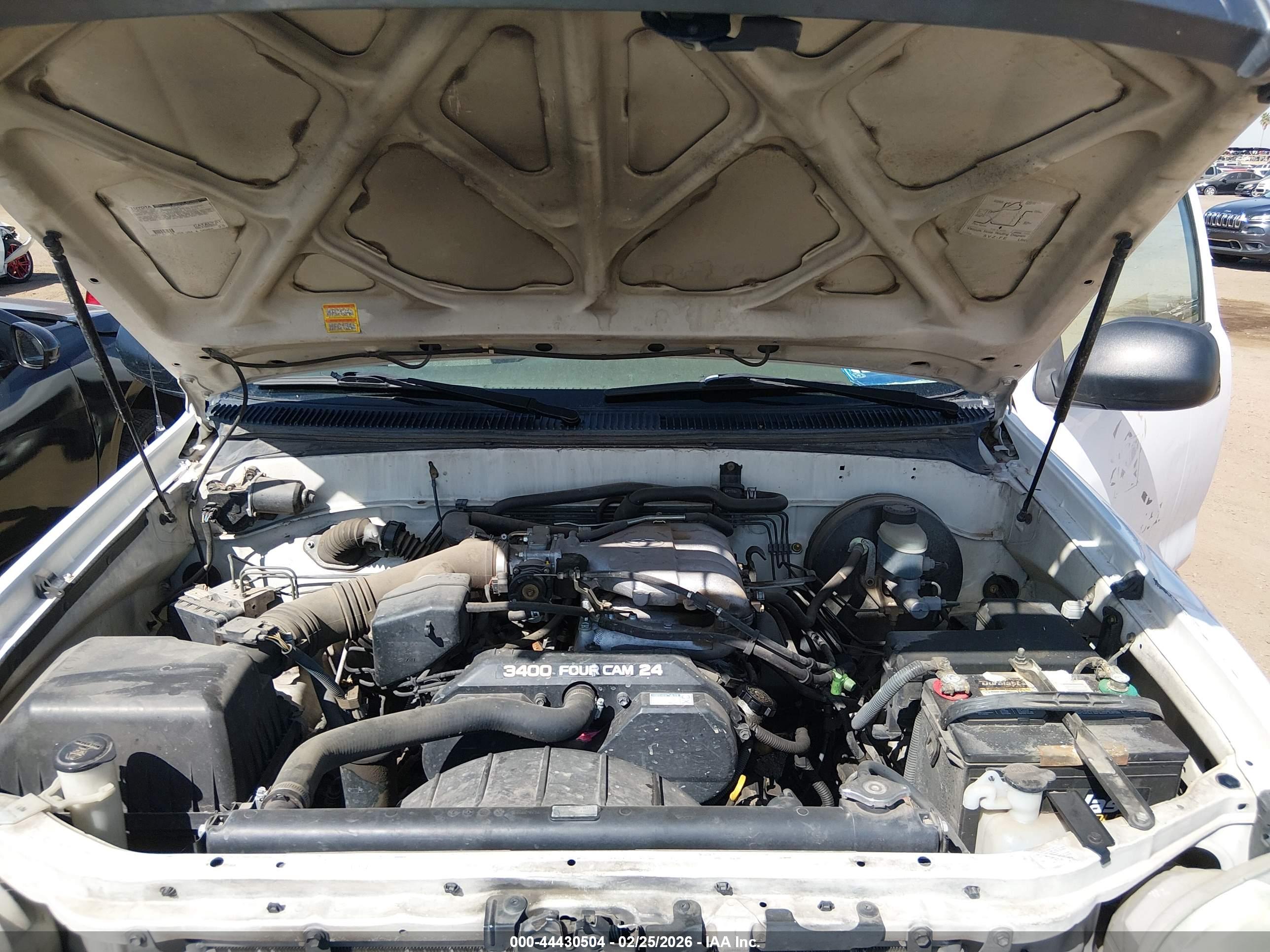 TOYOTA TUNDRA image 10