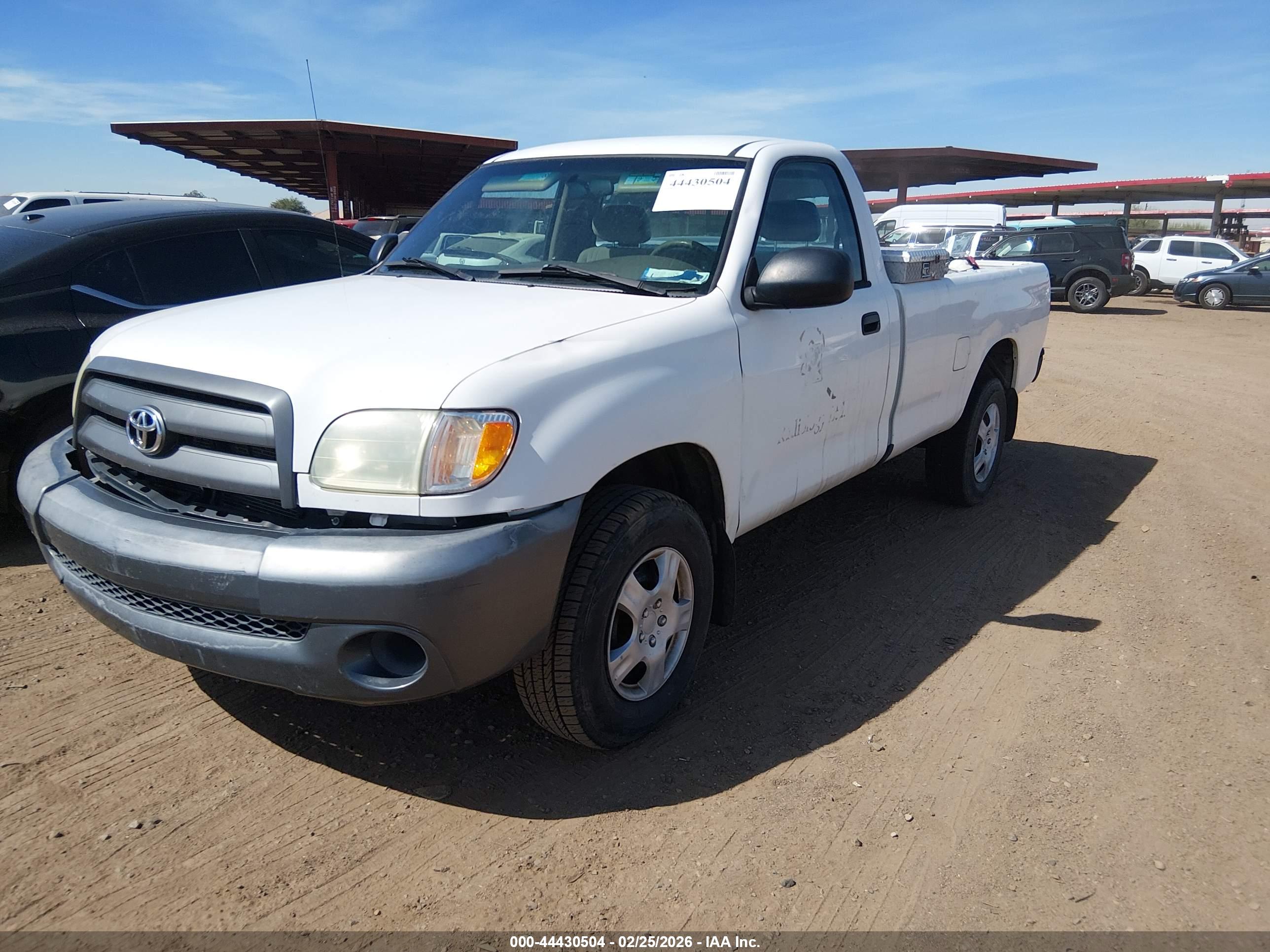 TOYOTA TUNDRA image 2