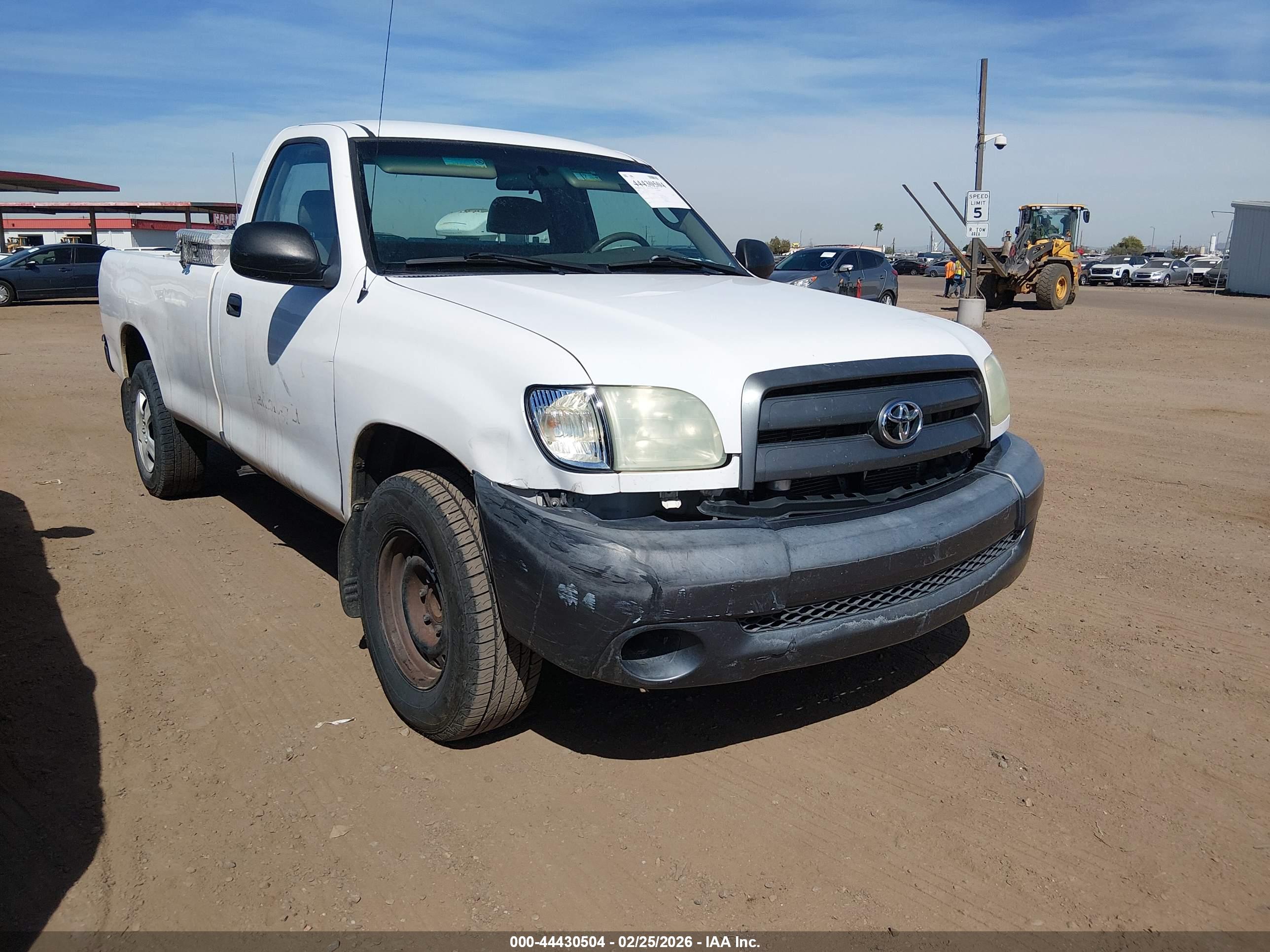 TOYOTA TUNDRA image 6