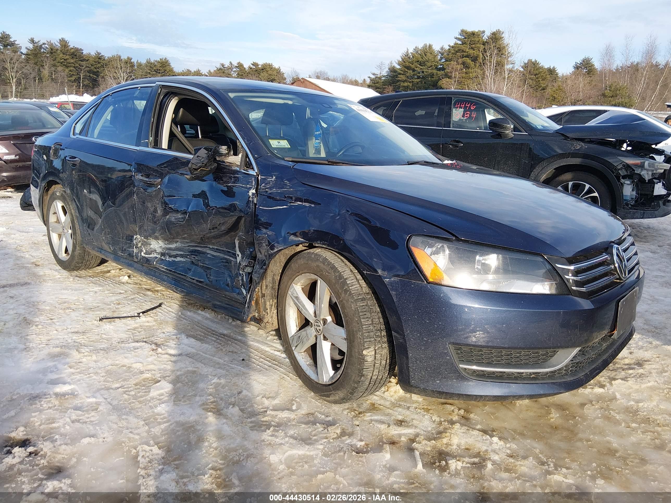 VOLKSWAGEN PASSAT image 6