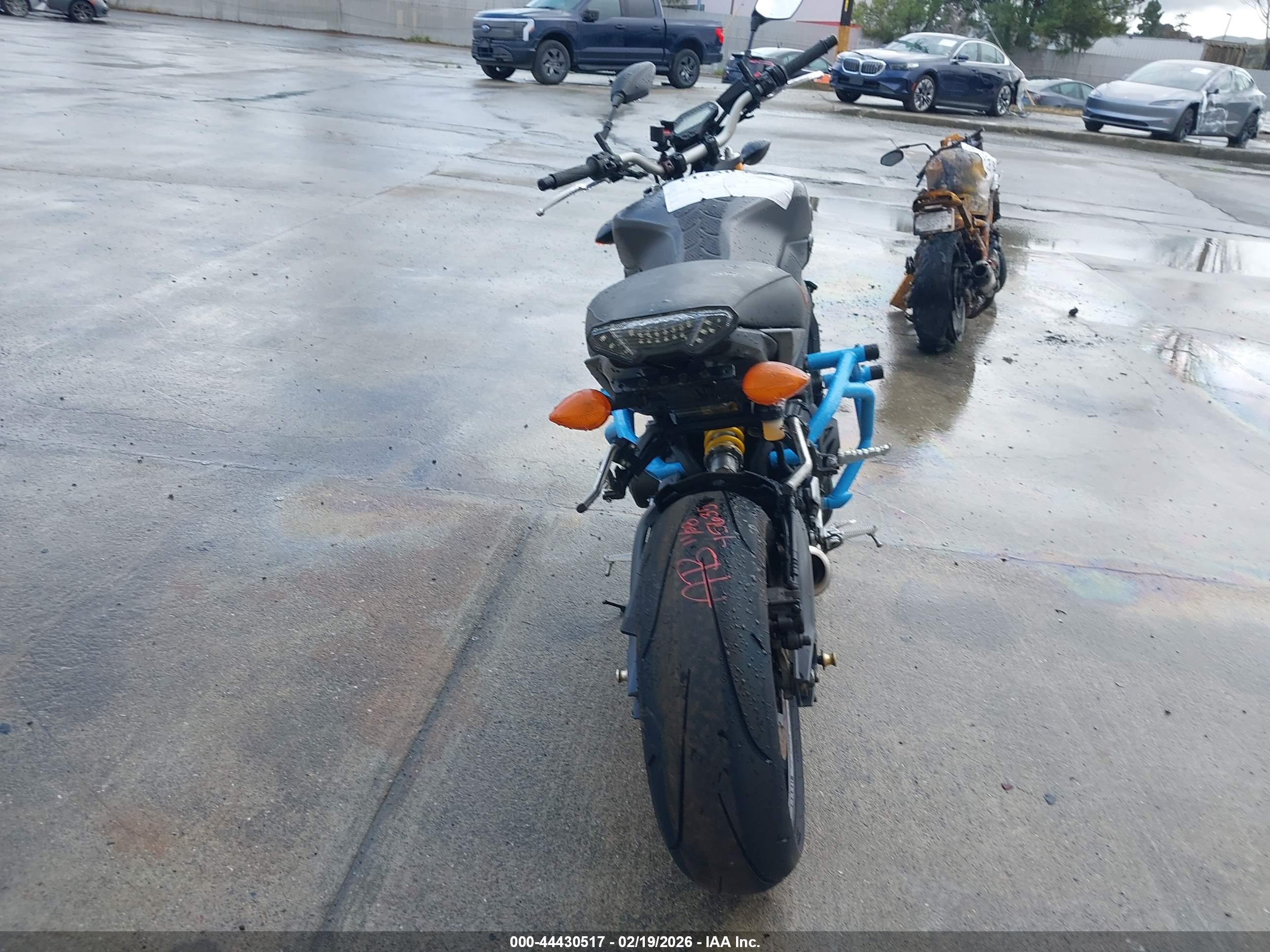 YAMAHA FZ09 image 6